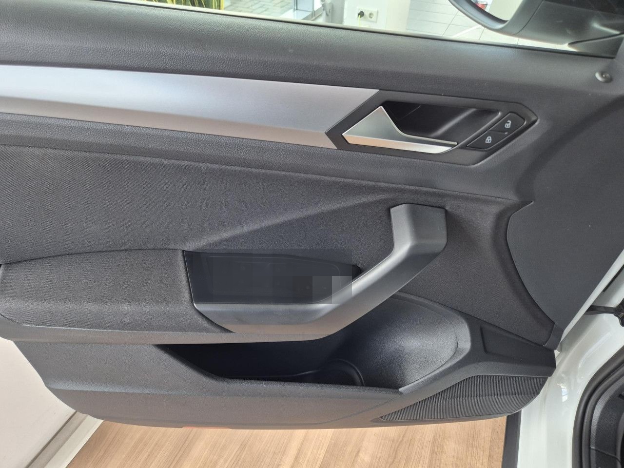 Volkswagen T-ROC Life SITZH NAVI CLIMATR APP LM LED foto 11