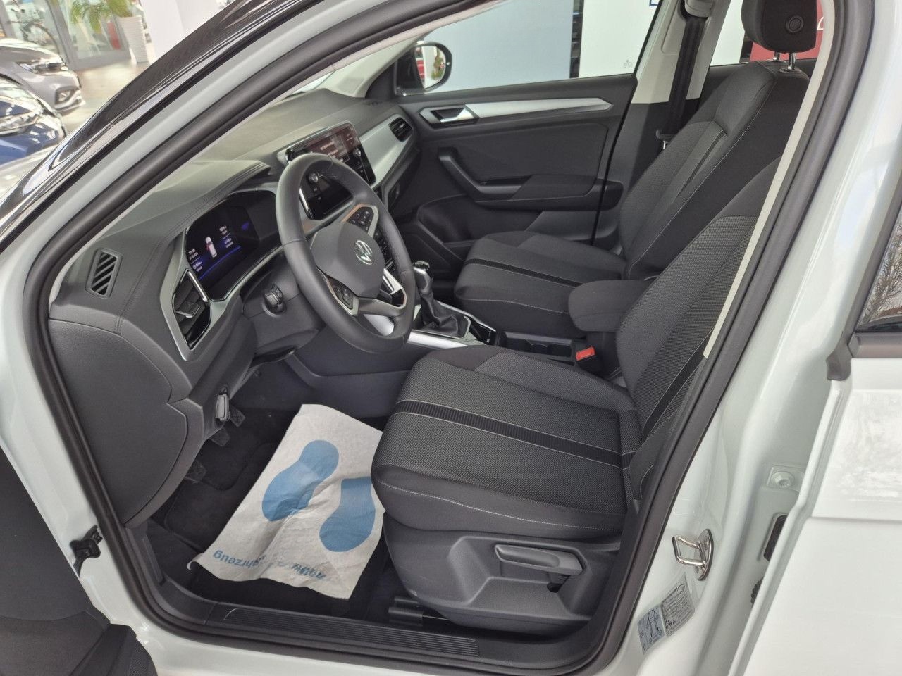 Volkswagen T-ROC Life SITZH NAVI CLIMATR APP LM LED foto 12
