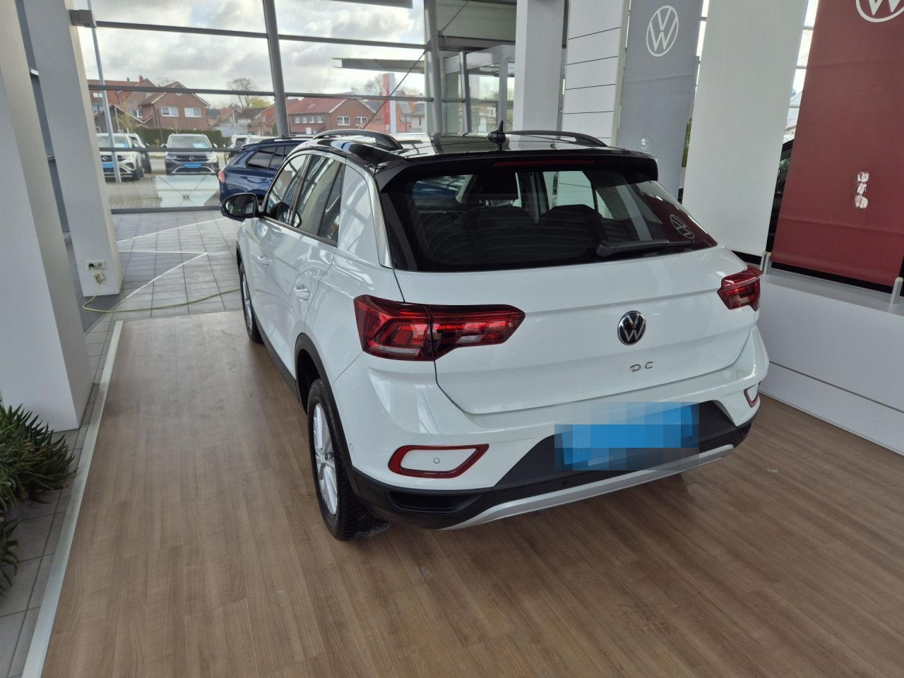 Volkswagen T-ROC Life SITZH NAVI CLIMATR APP LM LED foto 5