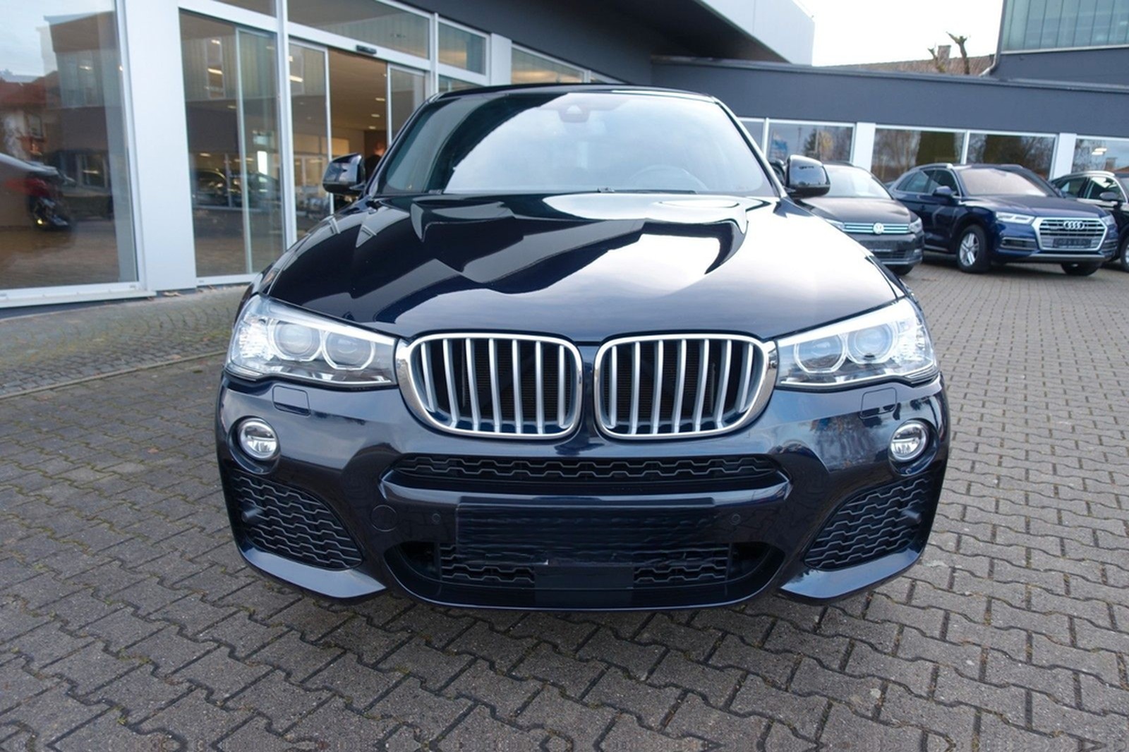 BMW X4 xDrive 35 i M Sport Navi, Standheizung, Top foto 2