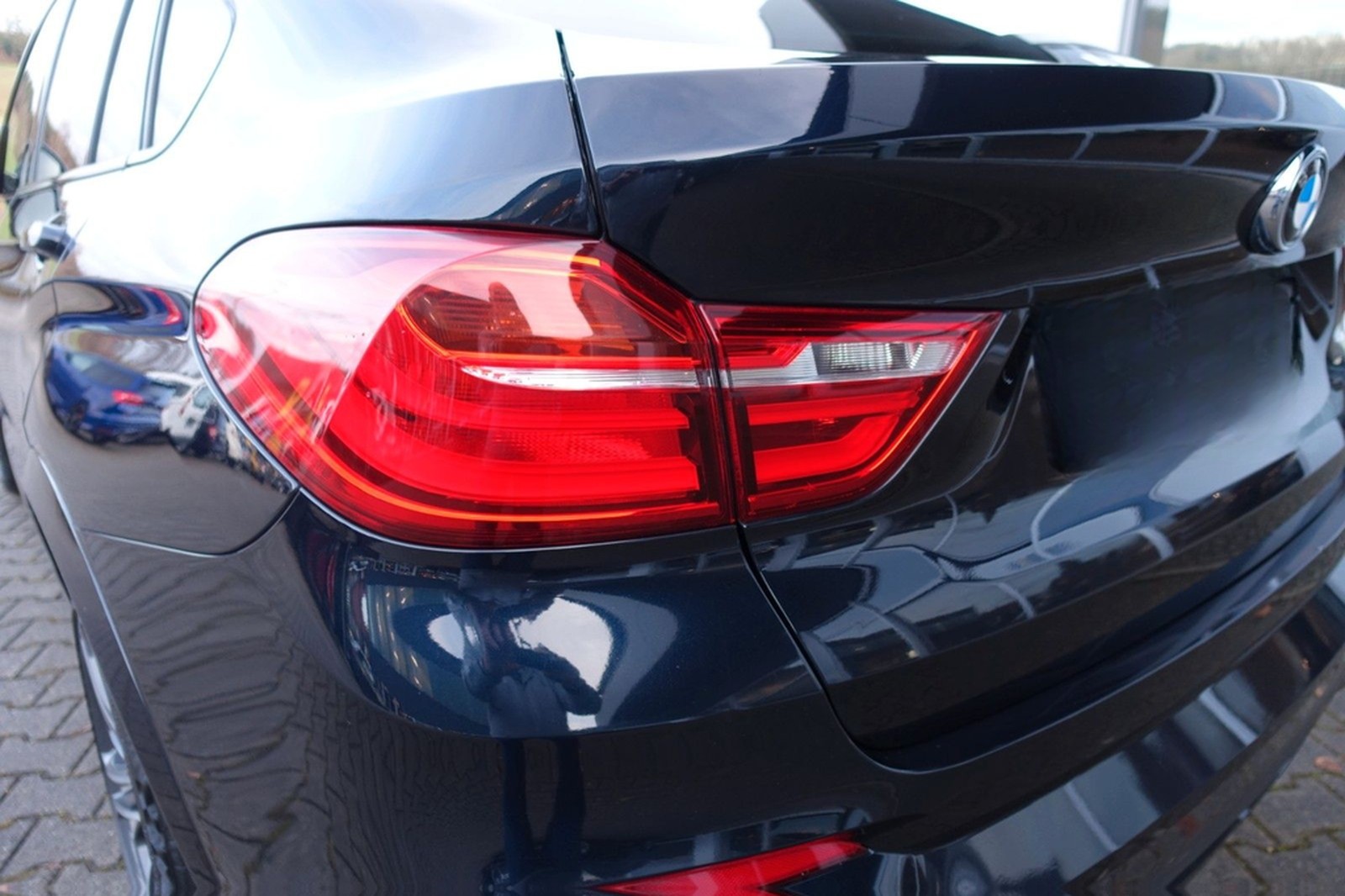 BMW X4 xDrive 35 i M Sport Navi, Standheizung, Top foto 12