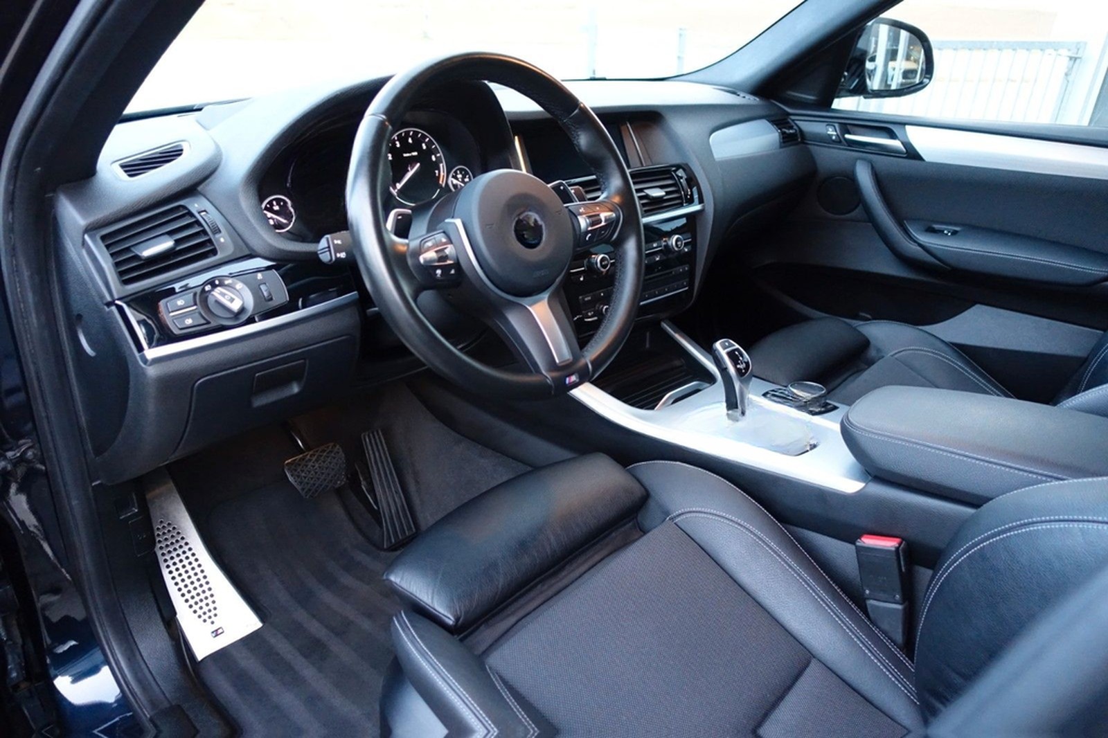 BMW X4 xDrive 35 i M Sport Navi, Standheizung, Top foto 14