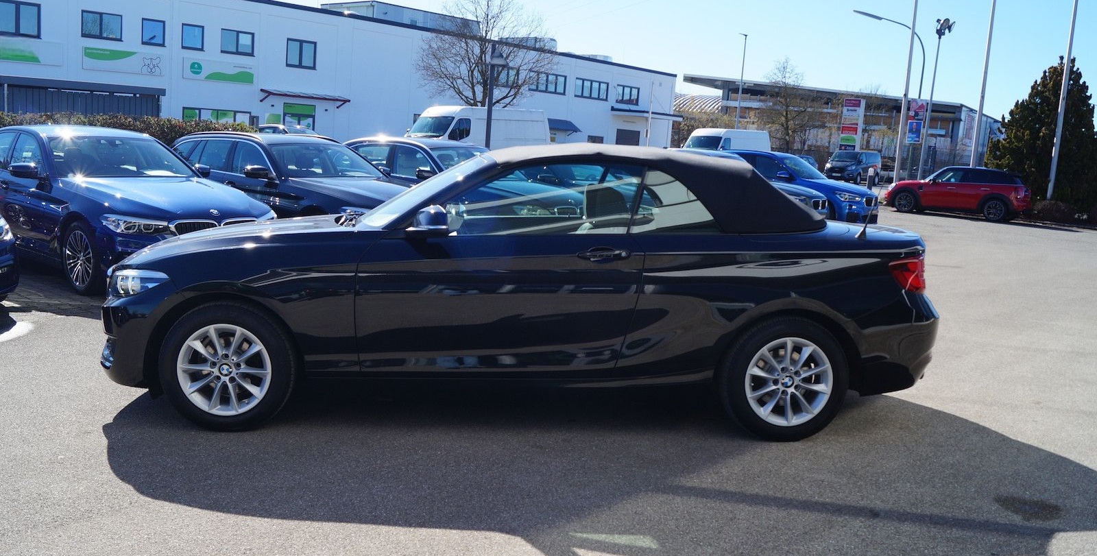 BMW 218i Cabrio Advantage * Navi * LED * foto 17