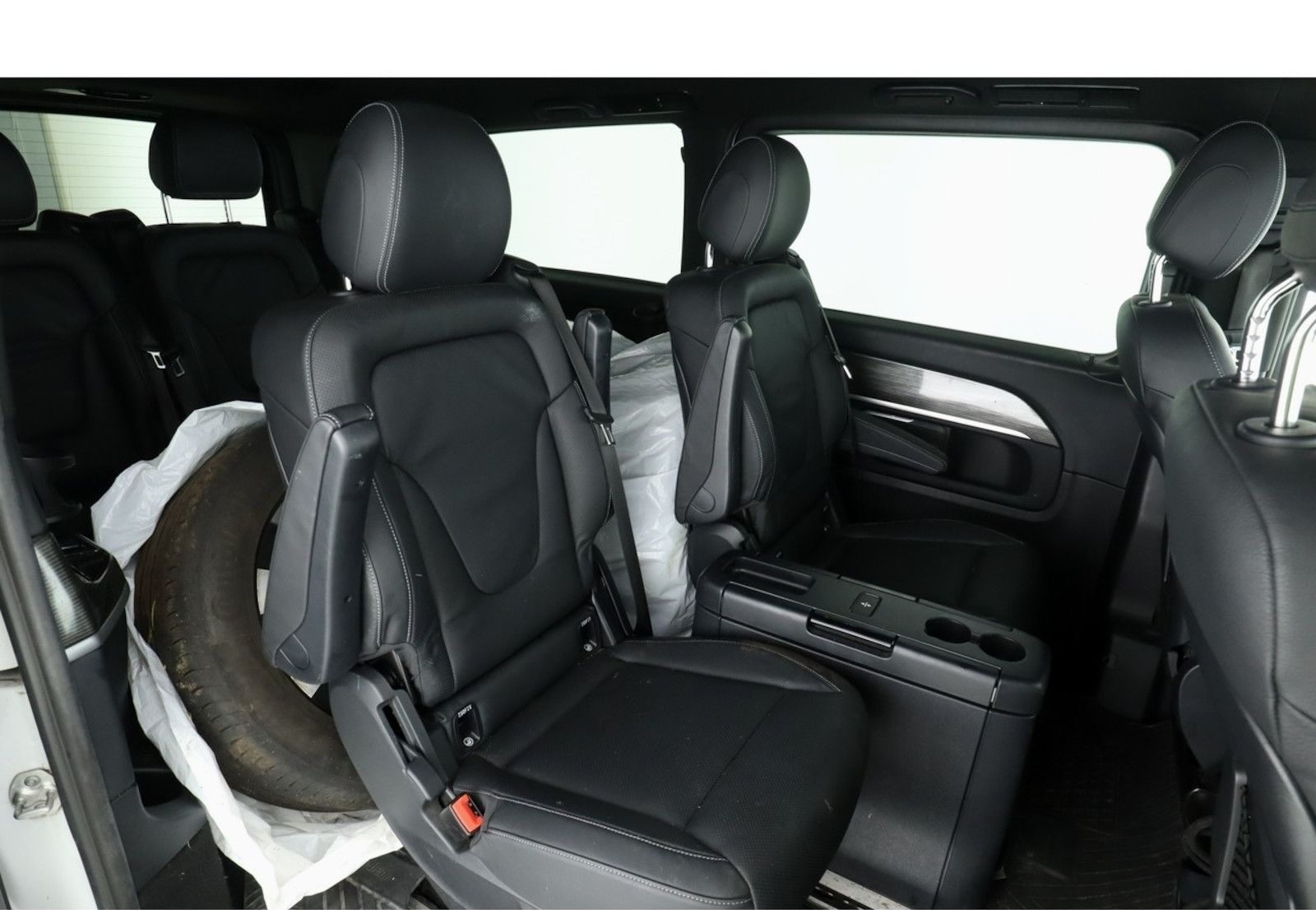 Mercedes-Benz EQV 300 Avantgarde,Extralang,7Sitze,LED,Tisch foto 8
