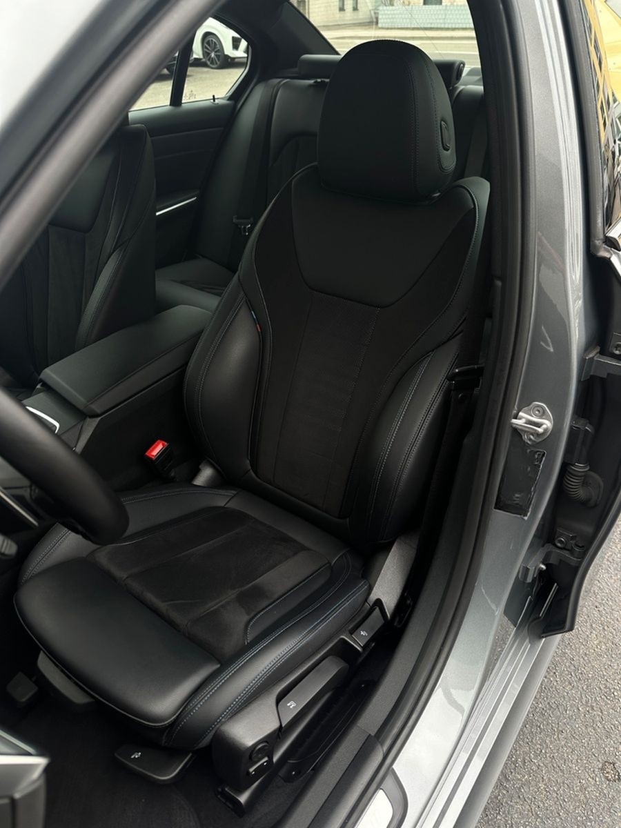 BMW 318i M Sport LCI LED DA PA H/K 19" Keyless foto 9