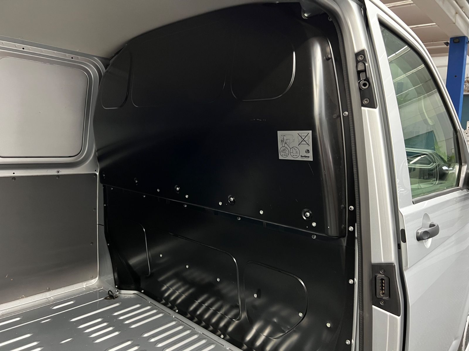 Volkswagen T6.1 Transporter Kasten *SERVICE+TÜV NEU* foto 11