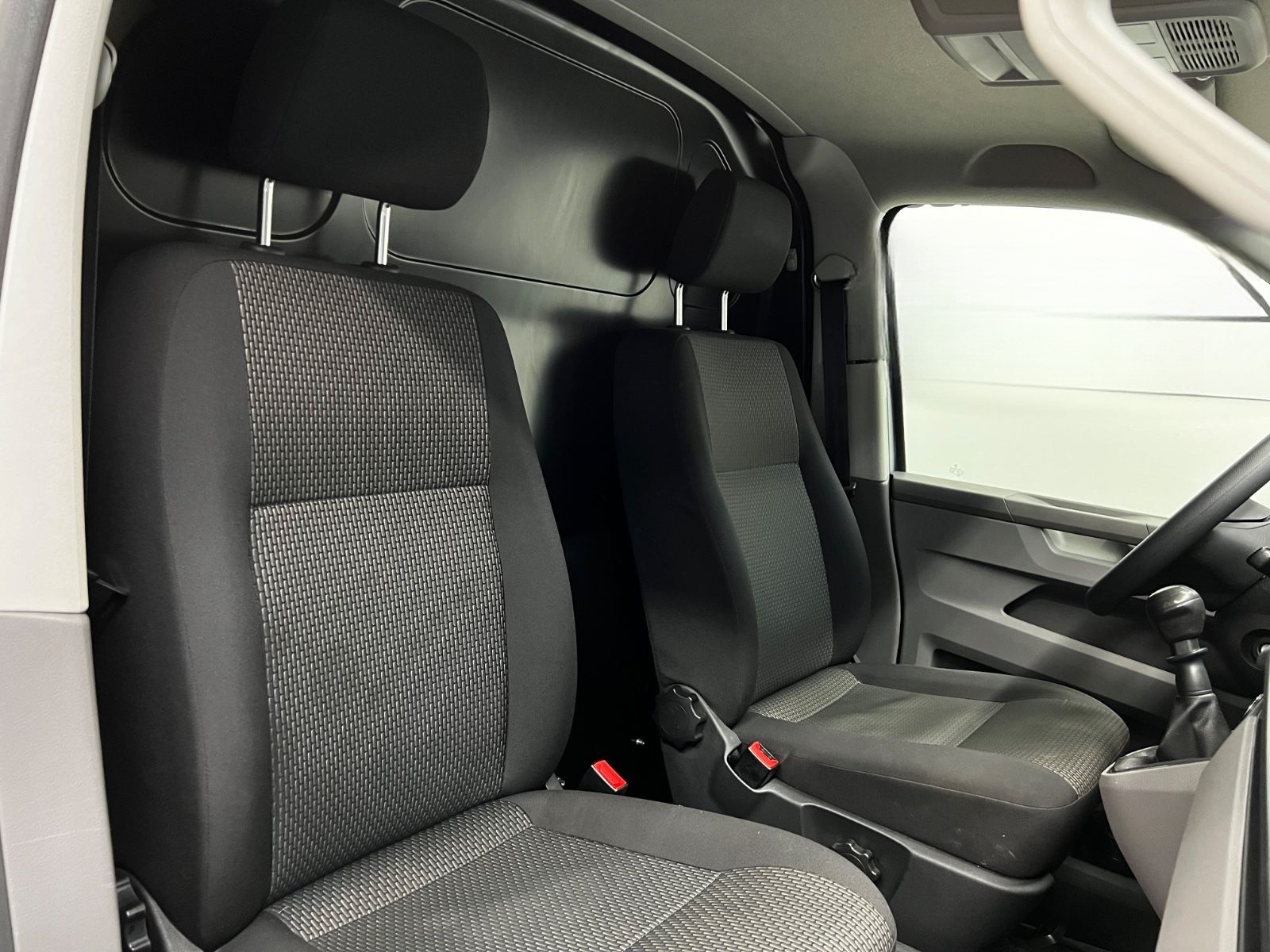 Volkswagen T6.1 Transporter Kasten *SERVICE+TÜV NEU* foto 15