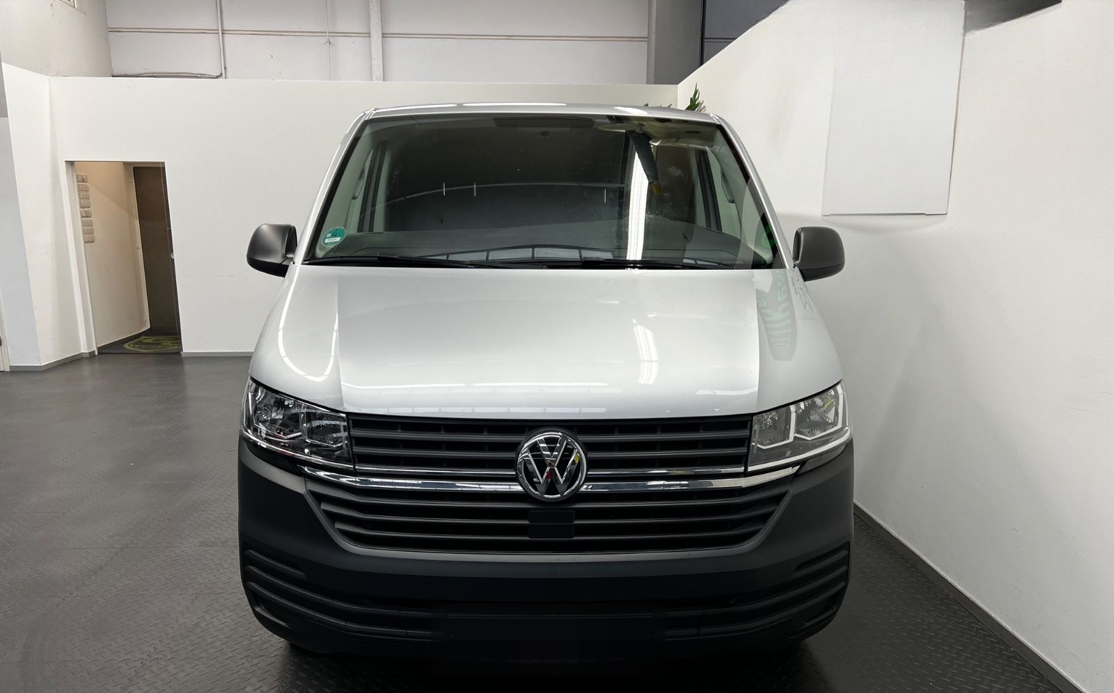 Volkswagen T6.1 Transporter Kasten *SERVICE+TÜV NEU* foto 5