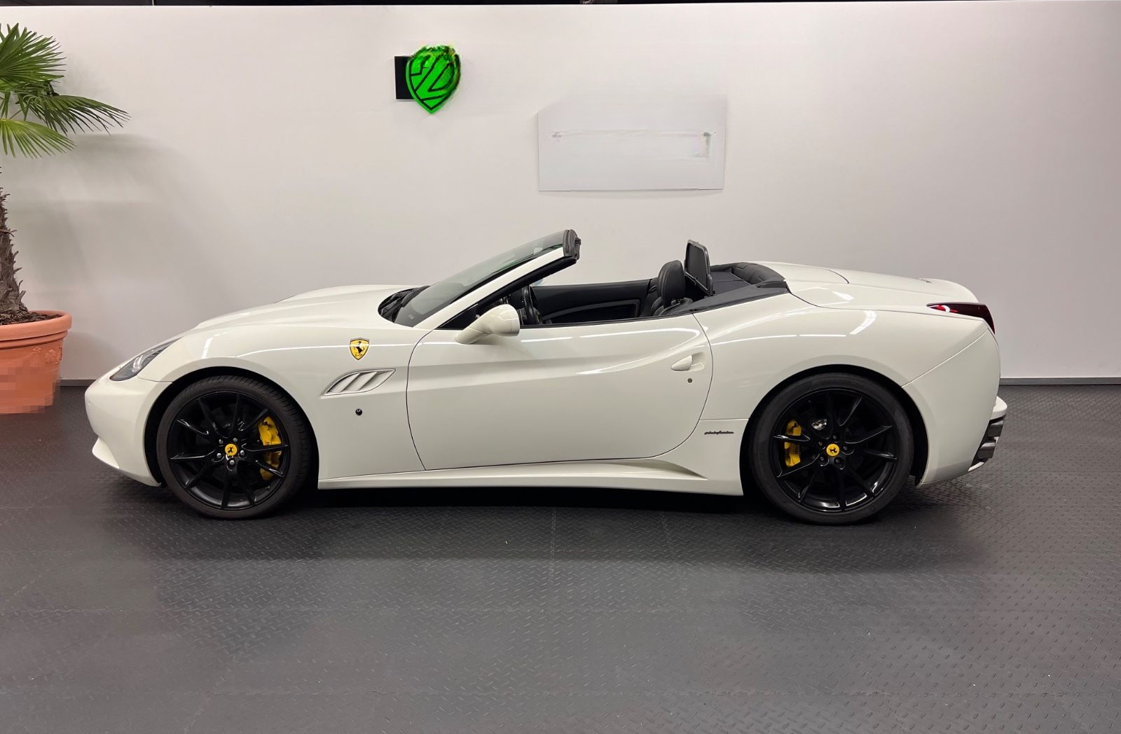 Ferrari California 4.3 V8 *KERAMIK*LEDER*NAVI*BI-XENON* foto 2