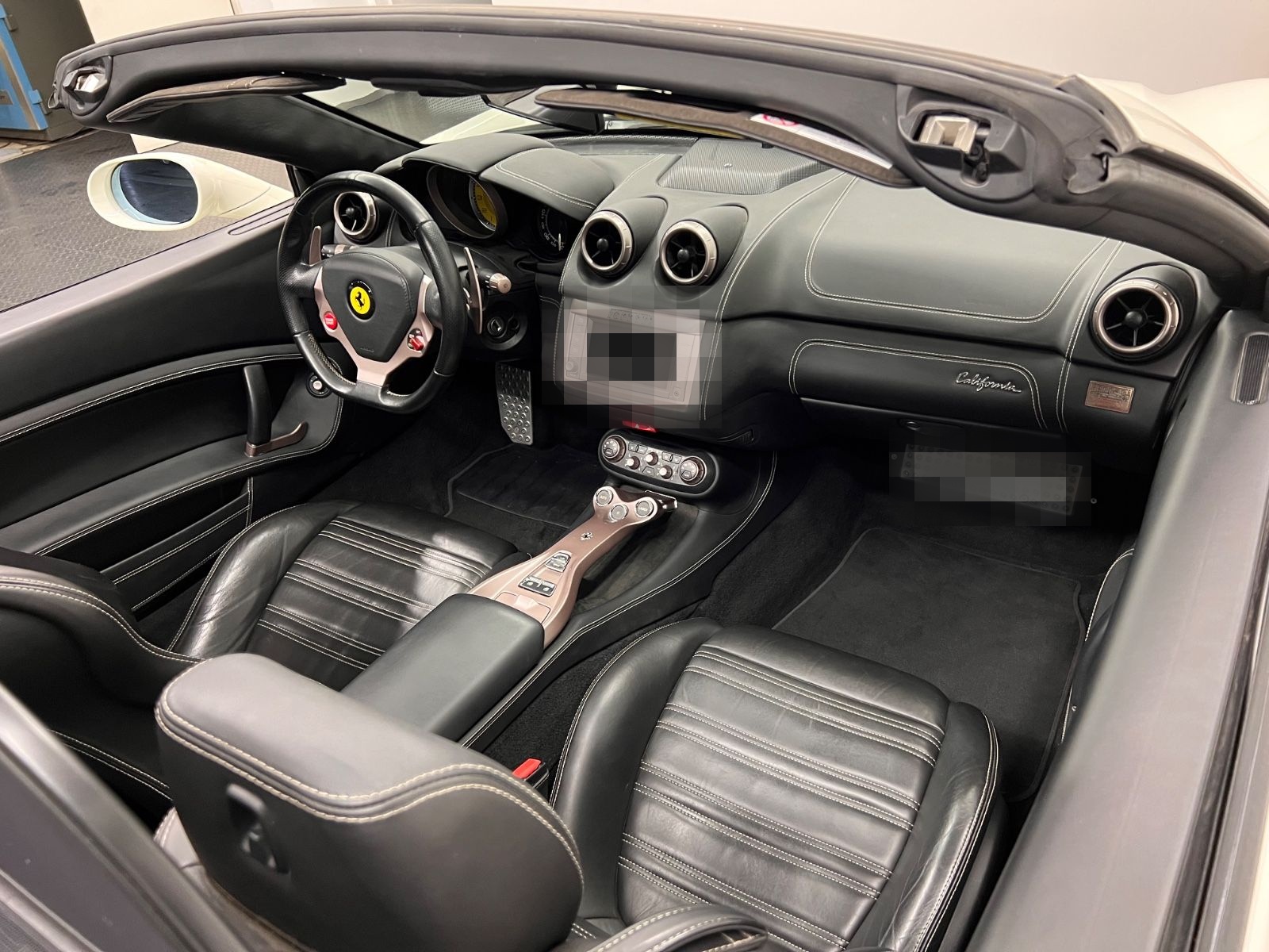 Ferrari California 4.3 V8 *KERAMIK*LEDER*NAVI*BI-XENON* foto 16