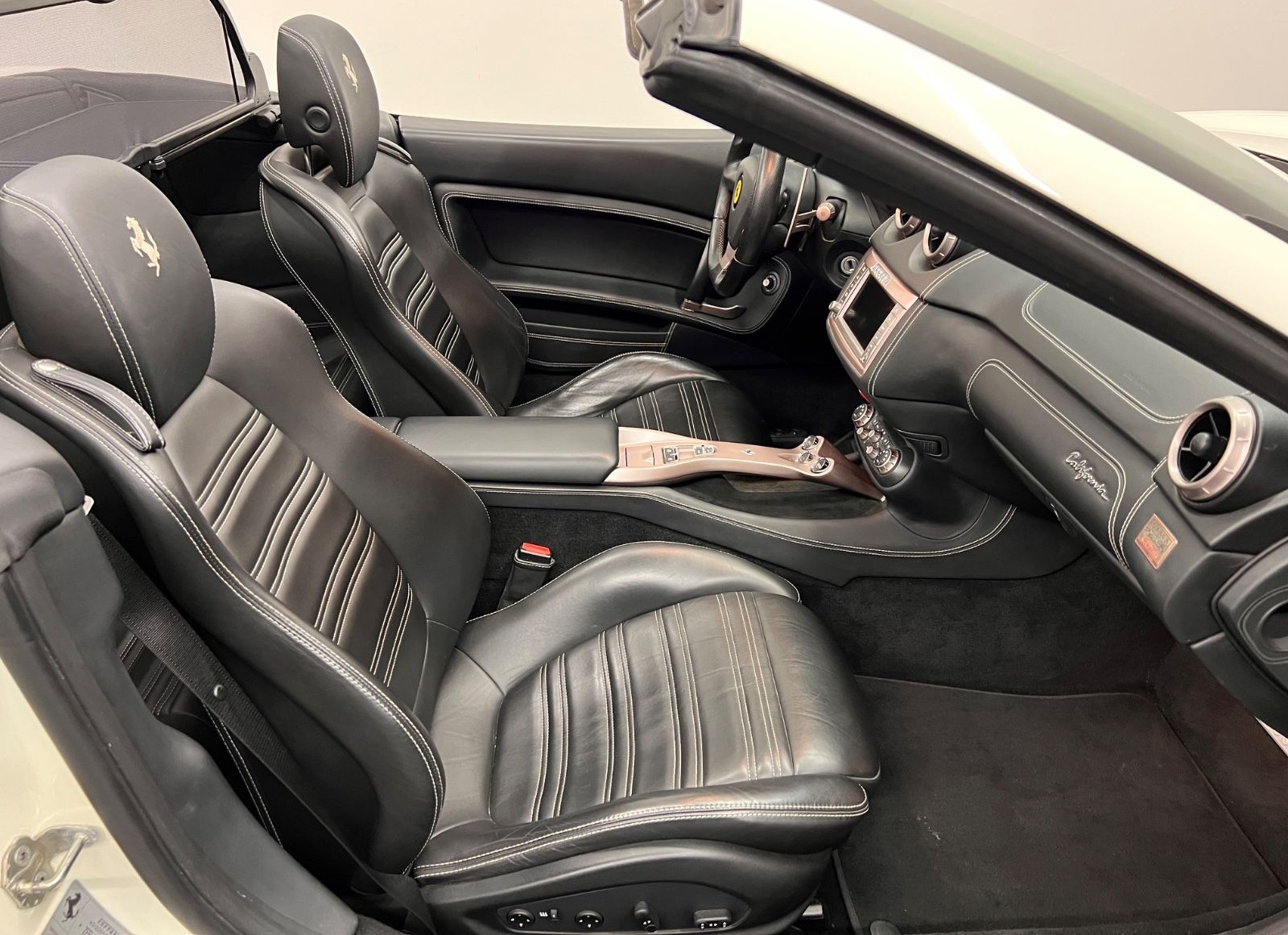 Ferrari California 4.3 V8 *KERAMIK*LEDER*NAVI*BI-XENON* foto 18