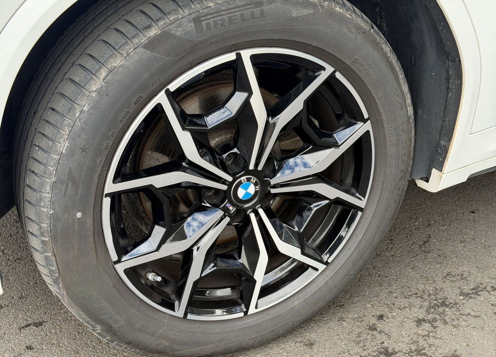 BMW X3 xDrive20d M Sportpaket Laser.HUD.AHK.Pano.SH foto 5