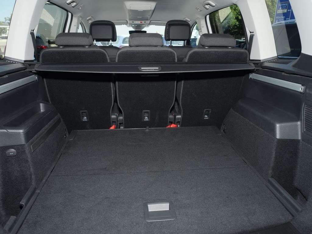 Volkswagen Touran 1.5 TSI DSG Highline NAVI KAMERA STANDH foto 12