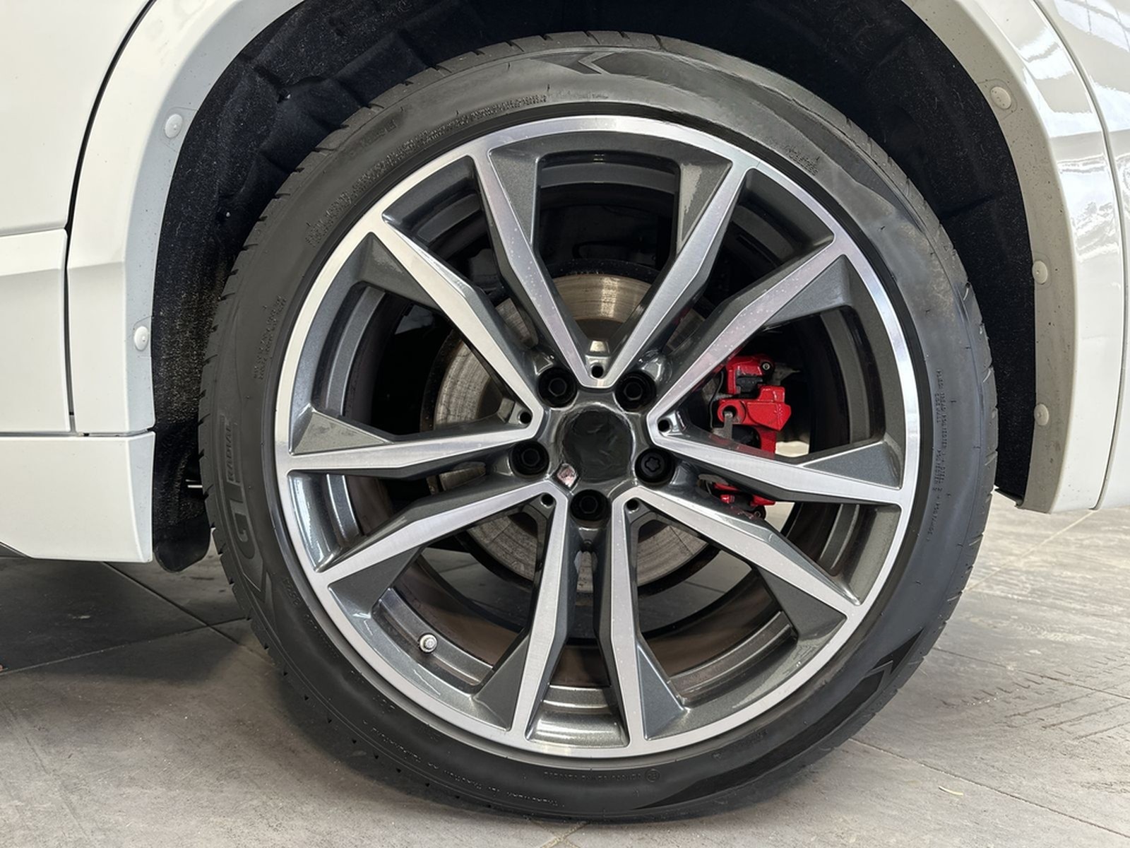 BMW X2 xDrive20d M-Sport NAV+LED+AHK+PANO+KAM+19ZOLL foto 3