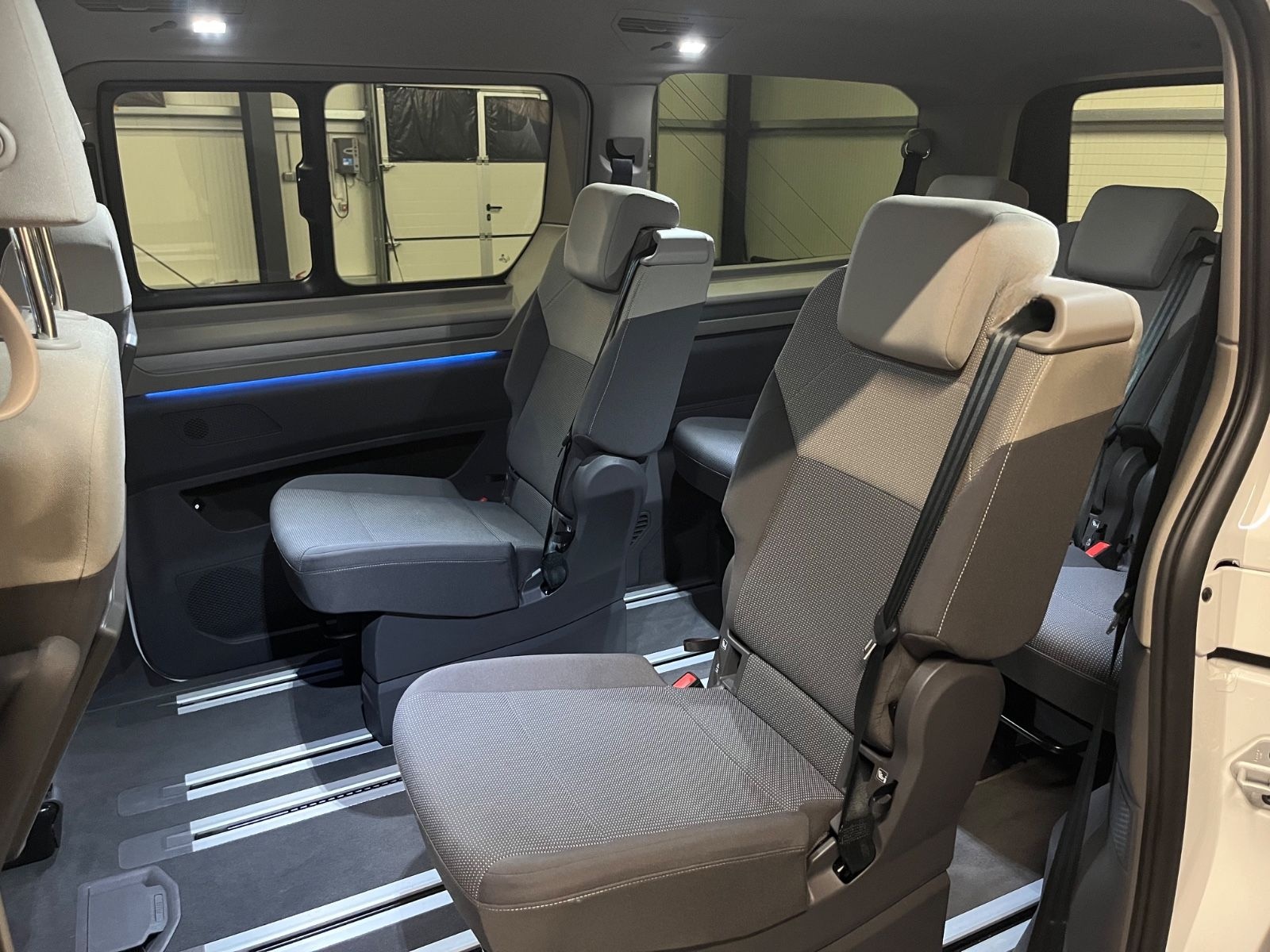 Volkswagen T7 Multivan Edition lang*EasyOpen*KAMERA*KEYLESS foto 14