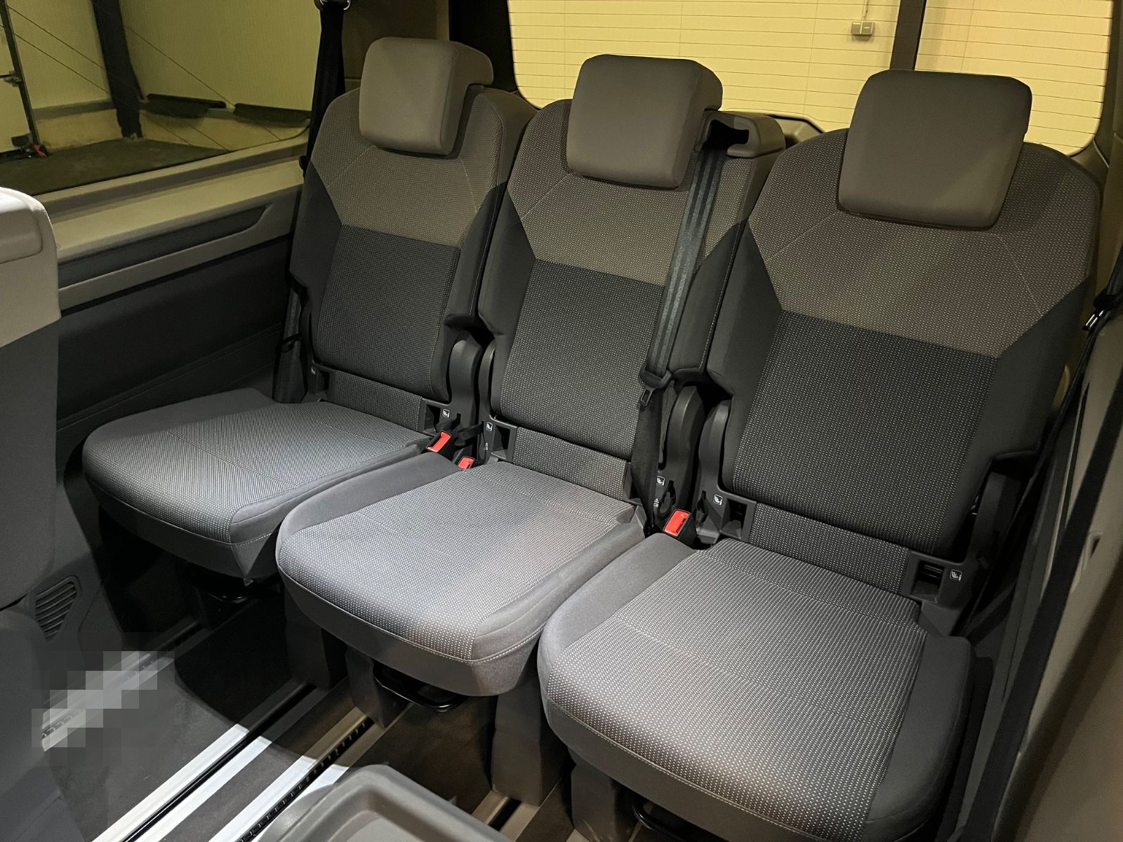 Volkswagen T7 Multivan Edition lang*EasyOpen*KAMERA*KEYLESS foto 15