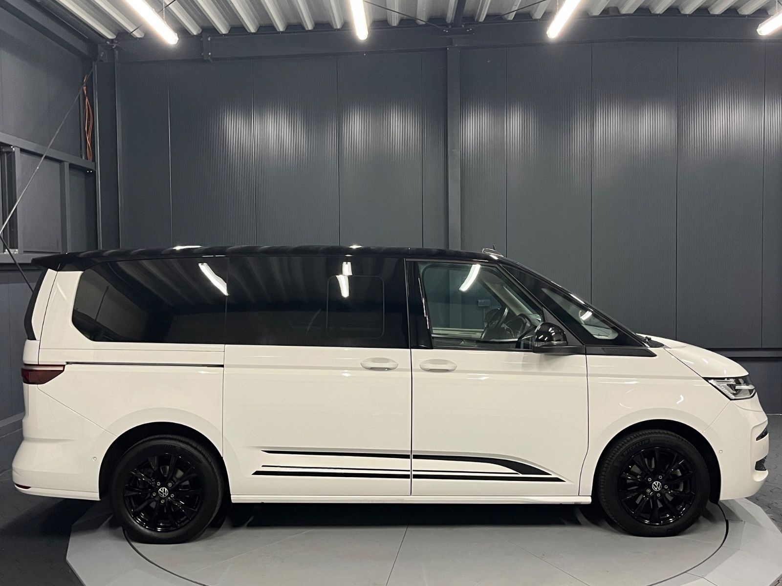 Volkswagen T7 Multivan Edition lang*EasyOpen*KAMERA*KEYLESS foto 6