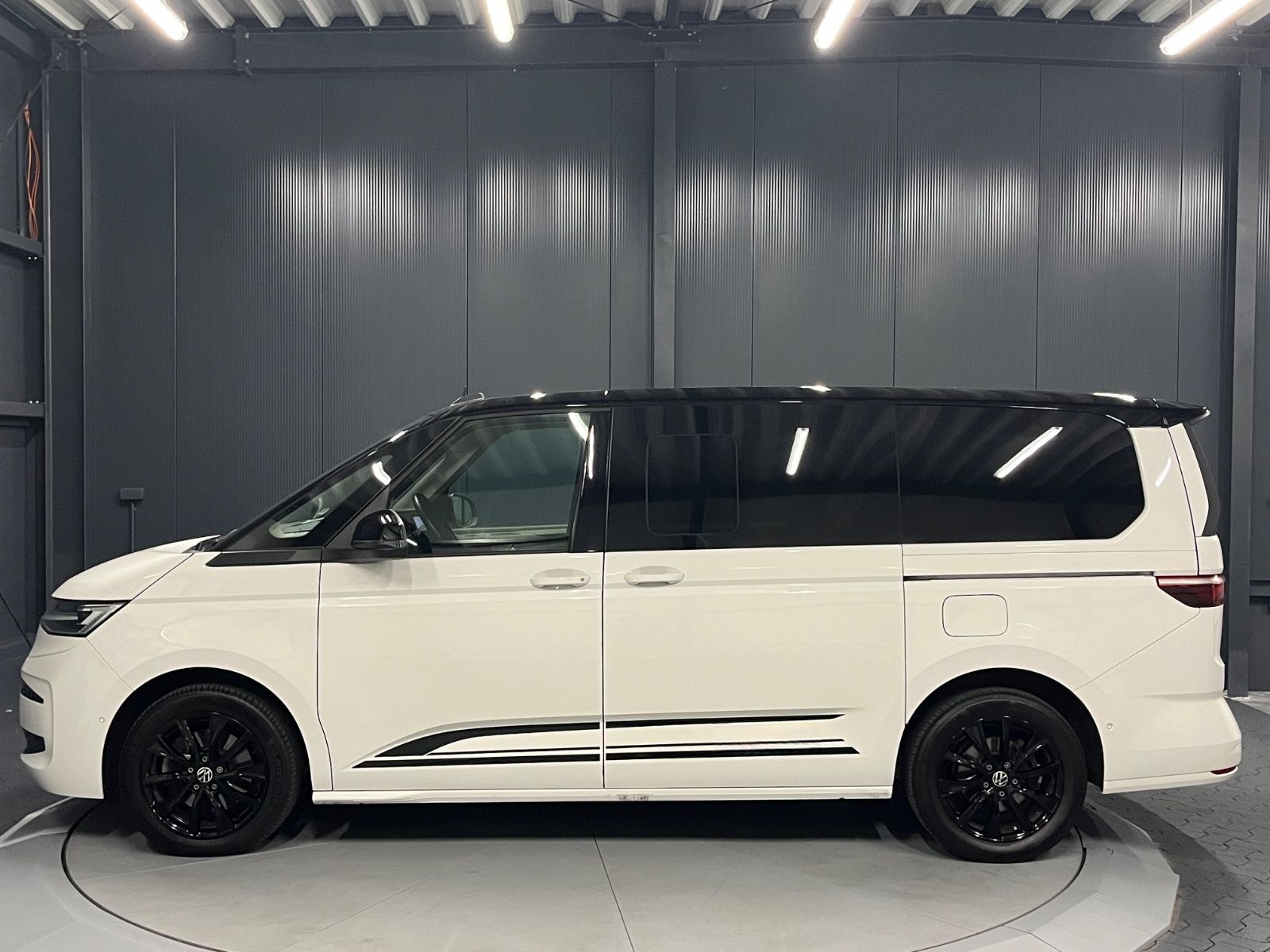 Volkswagen T7 Multivan Edition lang*EasyOpen*KAMERA*KEYLESS foto 10