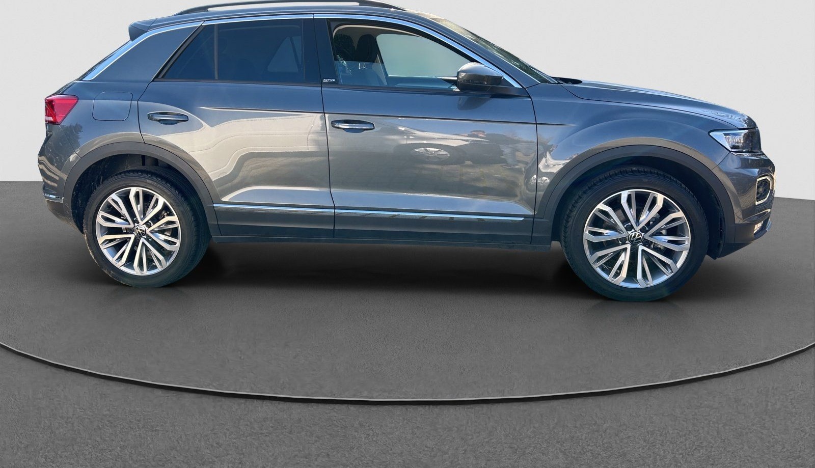 Volkswagen T-Roc 1.5 TSI Active 5-J-GAR PANO NAVI ACC foto 11