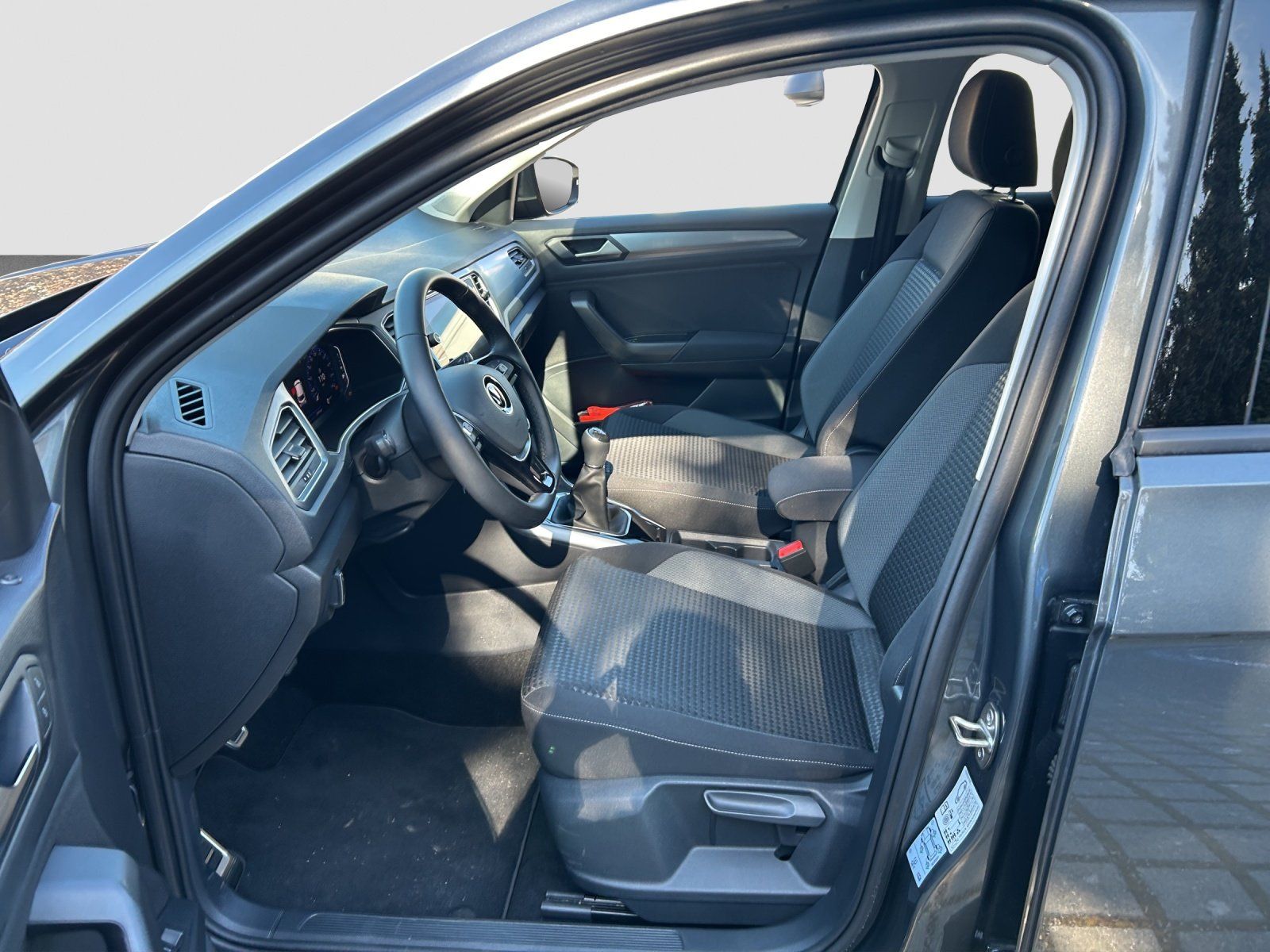 Volkswagen T-Roc 1.5 TSI Active 5-J-GAR PANO NAVI ACC foto 13