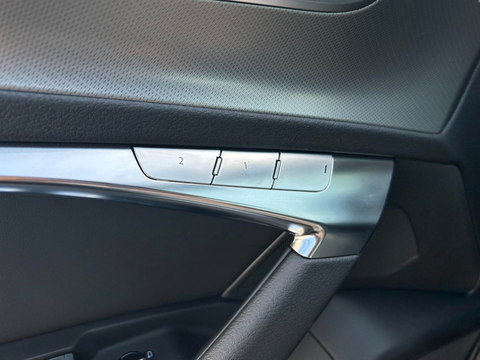 Audi A6 Lim. 45TFSI quattro design Kamera/VC+/Memory/ foto 13