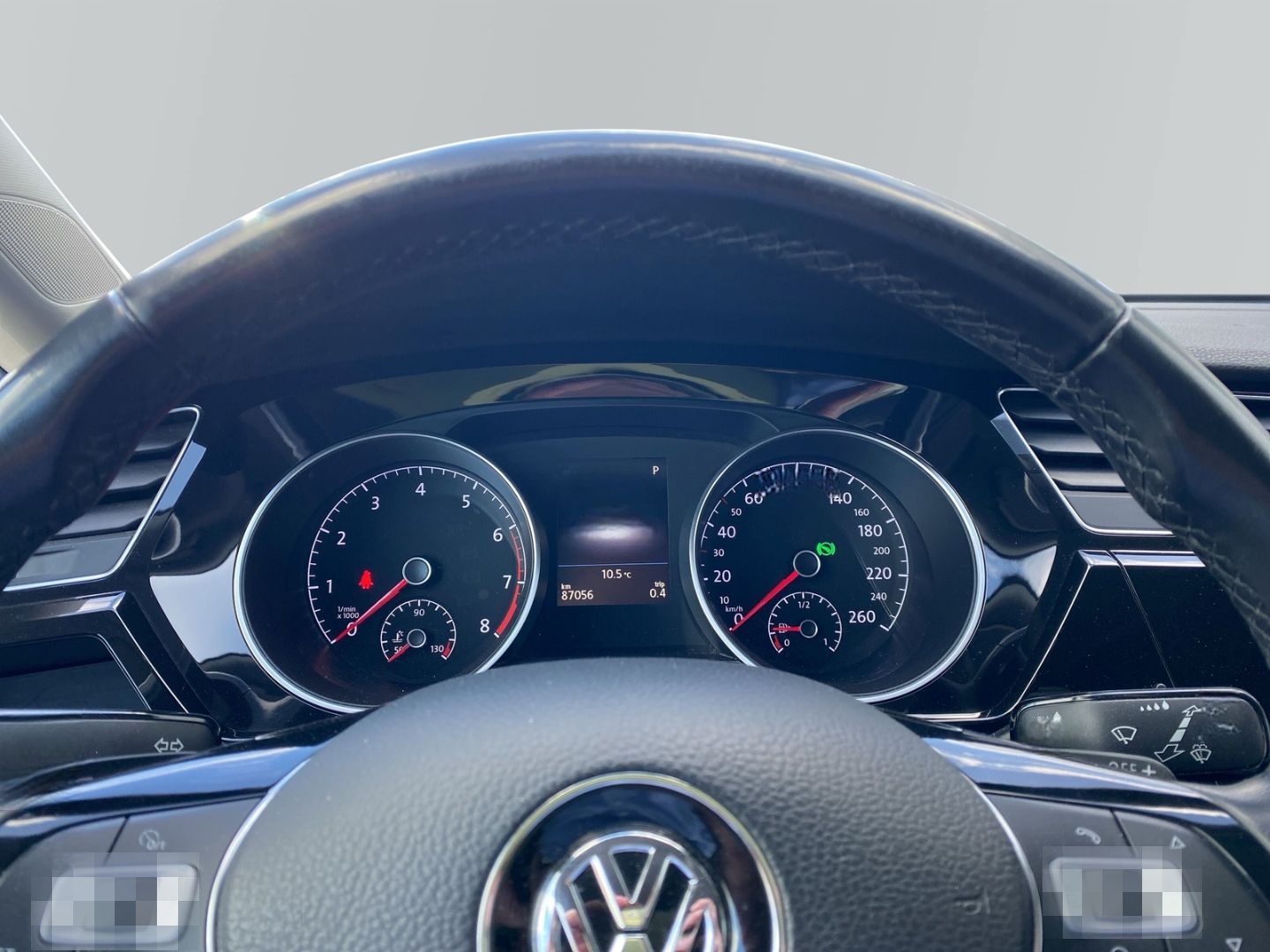 Volkswagen Touran Highline 1.4 TSI DSG Massage Navi SHZ ACC foto 15
