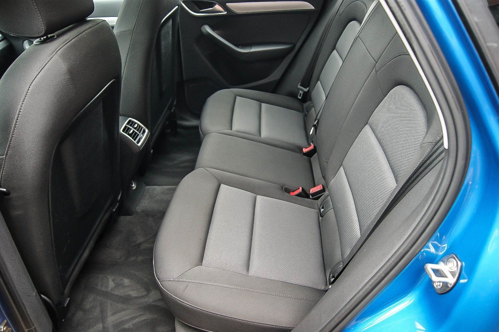 Audi Q3 14 TFSI S-LINE PANORAMA LED KAMERA MMI 1.HAND foto 19