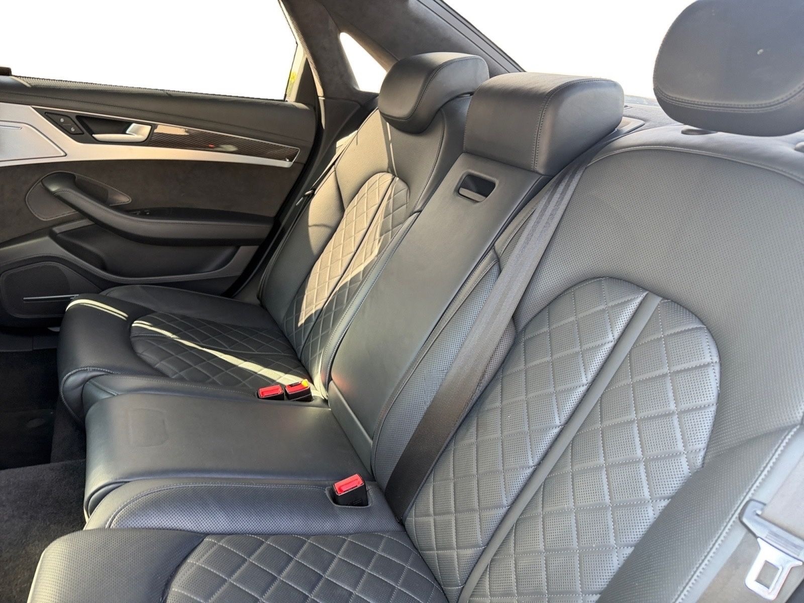 Audi S8 4.0 TFSI quattro plus foto 16