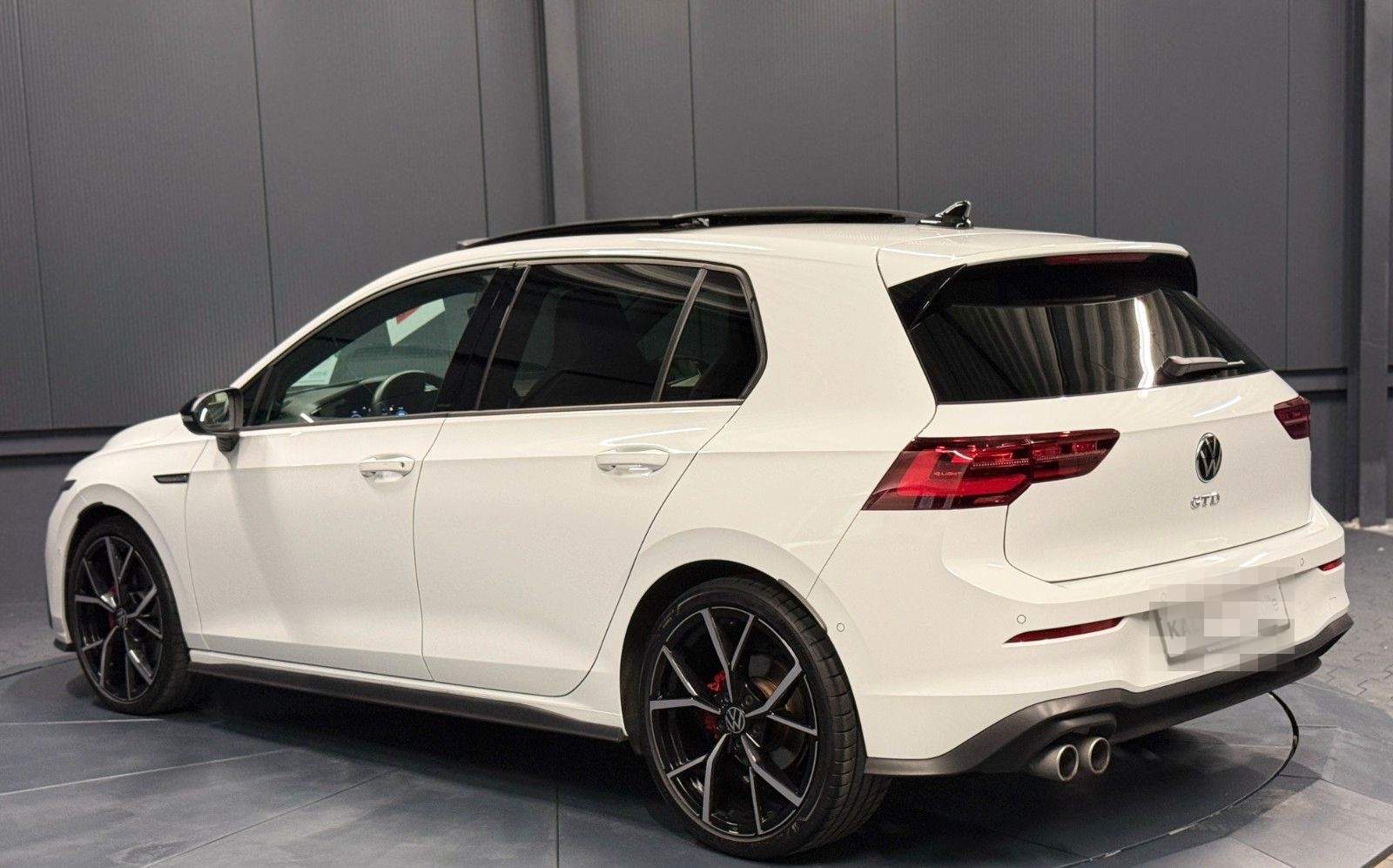 Volkswagen Golf GTD *Black Style*19Zoll*PANORAMA*LEDER*H&K* foto 4