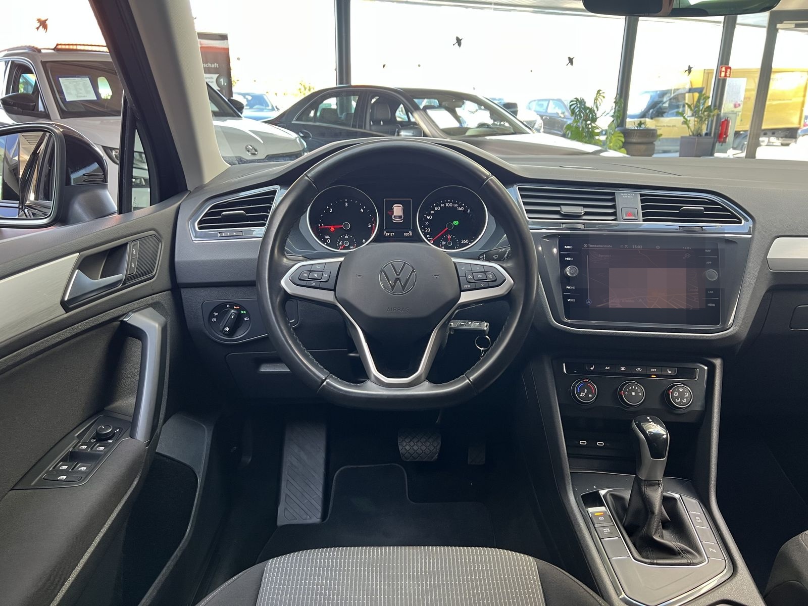 Volkswagen Tiguan 2.0 TDI DSG LED-Matrix Navi Discover PDC foto 11