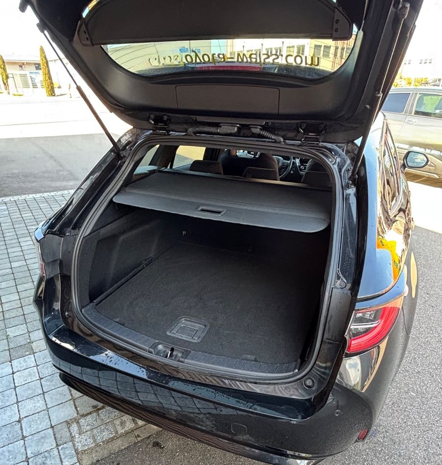 Toyota Corolla Touring Sports Team D foto 6