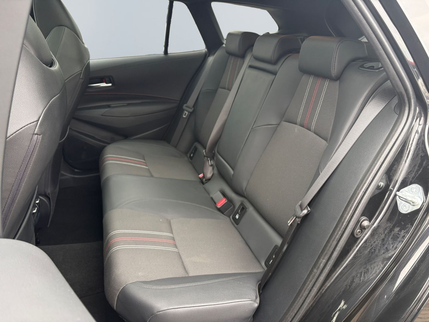 Toyota Corolla 2.0 Hybrid TS GR Sport *Pano*AHK*JBL*CAM foto 14