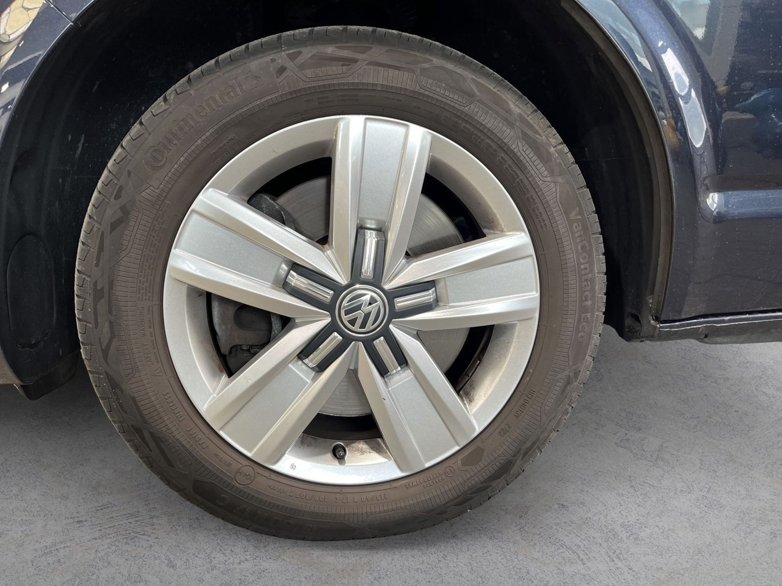 Volkswagen T6.1 Multivan KR CL 2.0 TDI 150 kW DSG 4M*7-SITZ foto 6