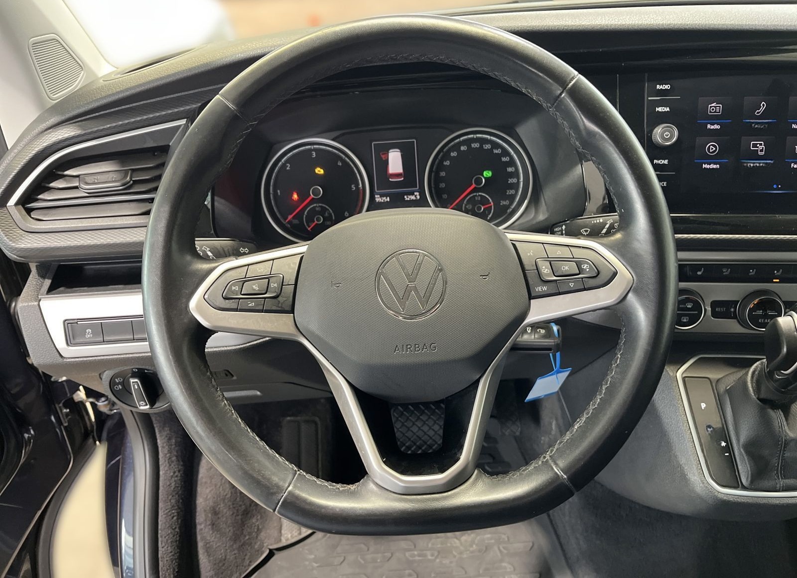 Volkswagen T6.1 Multivan KR CL 2.0 TDI 150 kW DSG 4M*7-SITZ foto 10