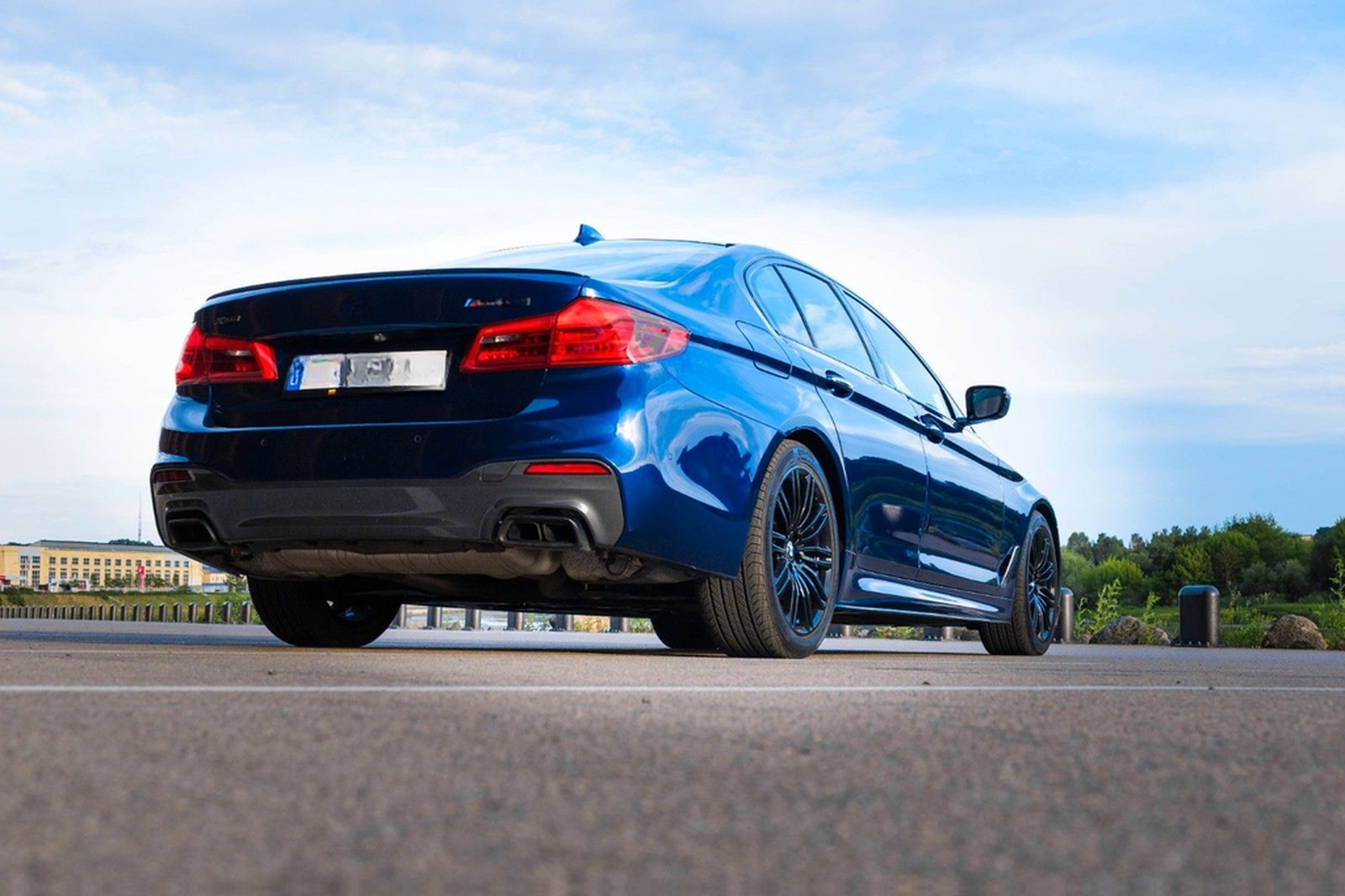 BMW M550i - low mileage, very good condition foto 3