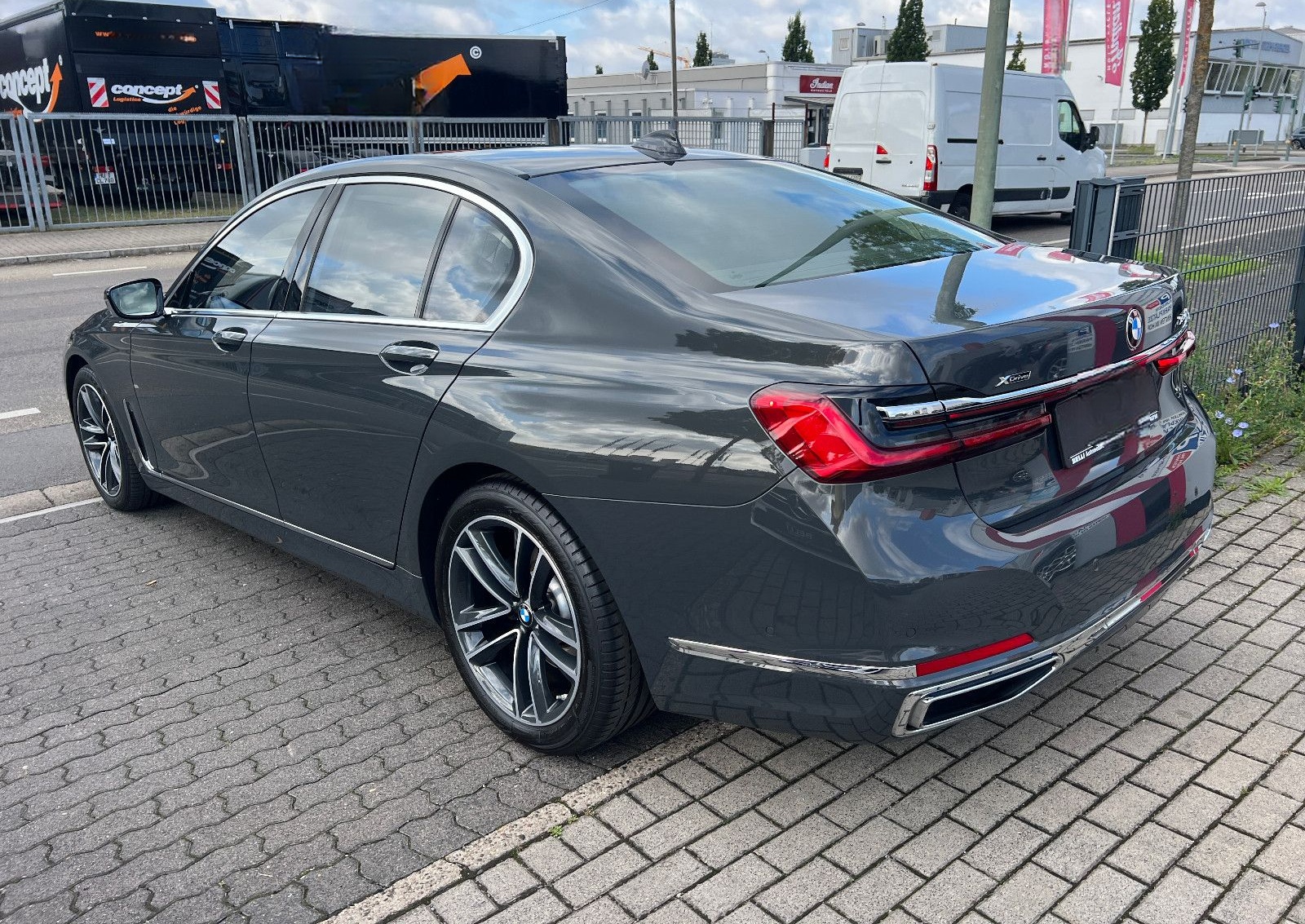 BMW 750 d xDrive HUD HK FINANZIERUNG foto 12