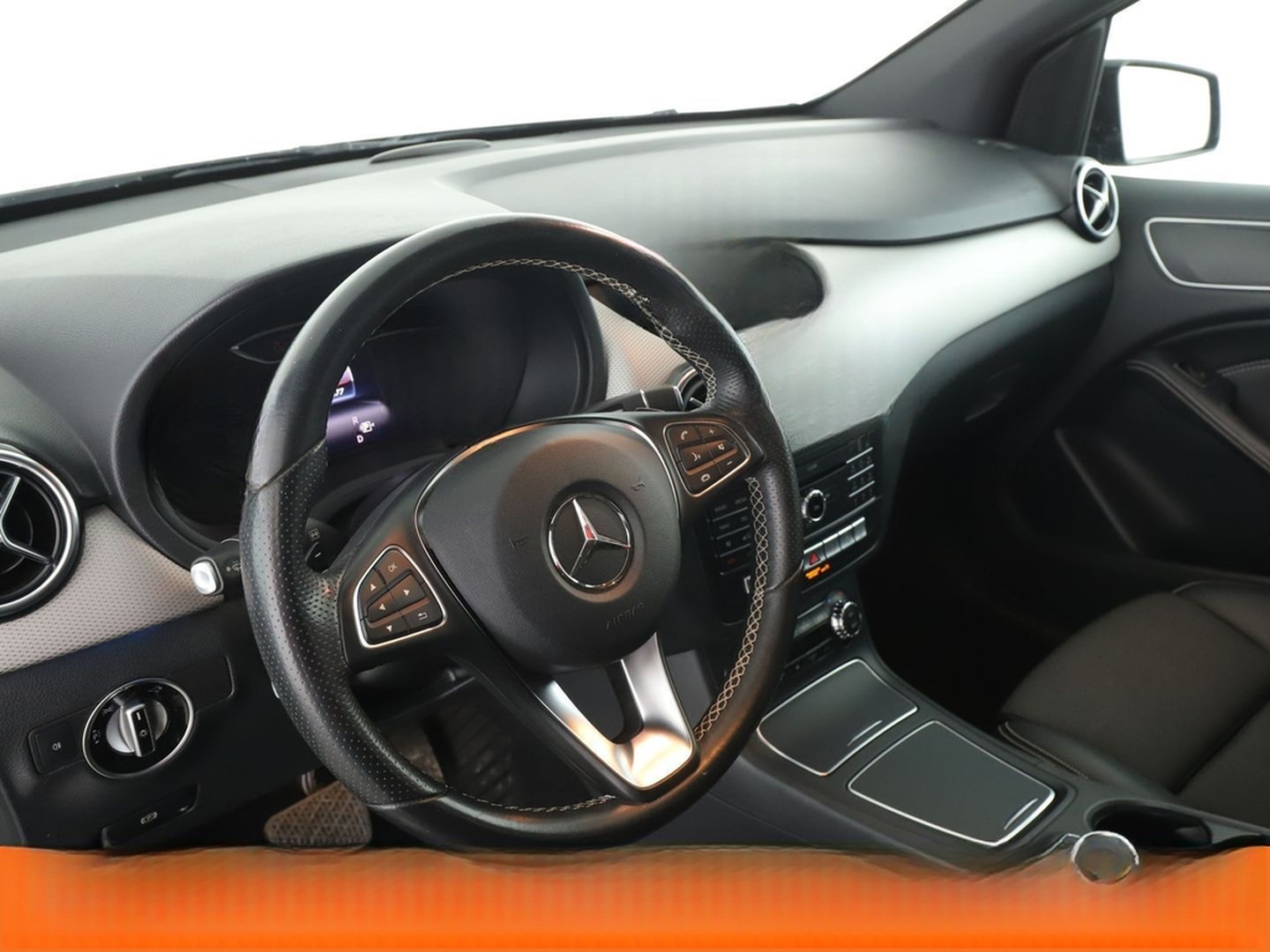 Mercedes-Benz B 200 Urban Style Edition Aut.*NAVI*LED*TEMPO* foto 11