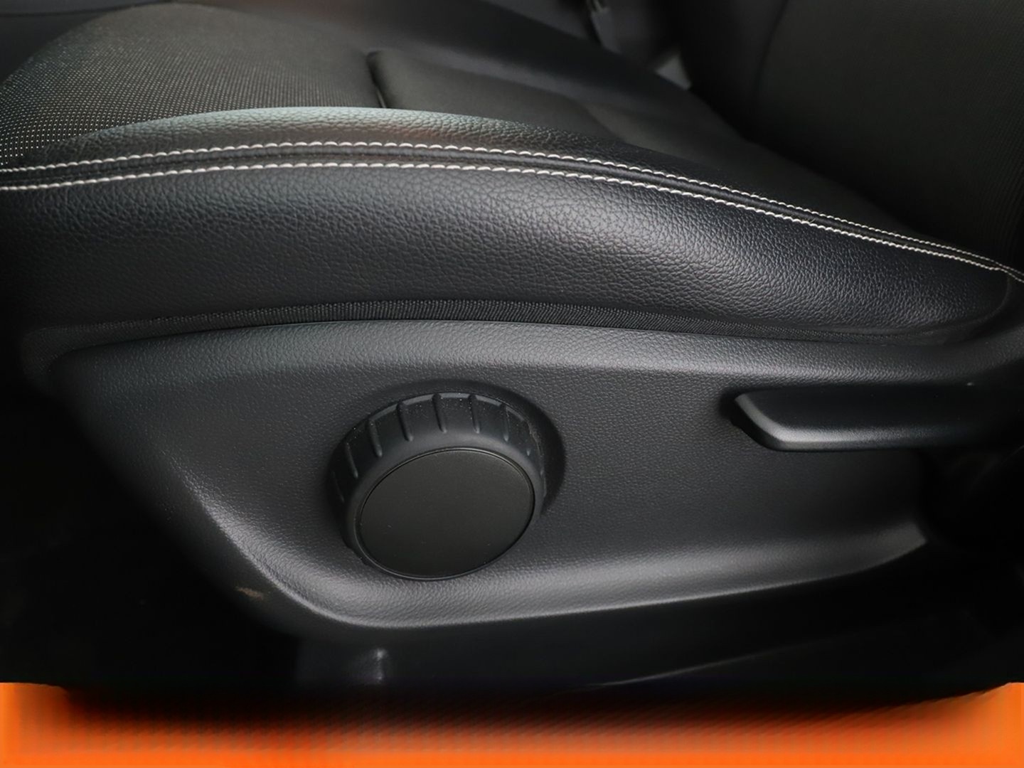 Mercedes-Benz B 200 Urban Style Edition Aut.*NAVI*LED*TEMPO* foto 29