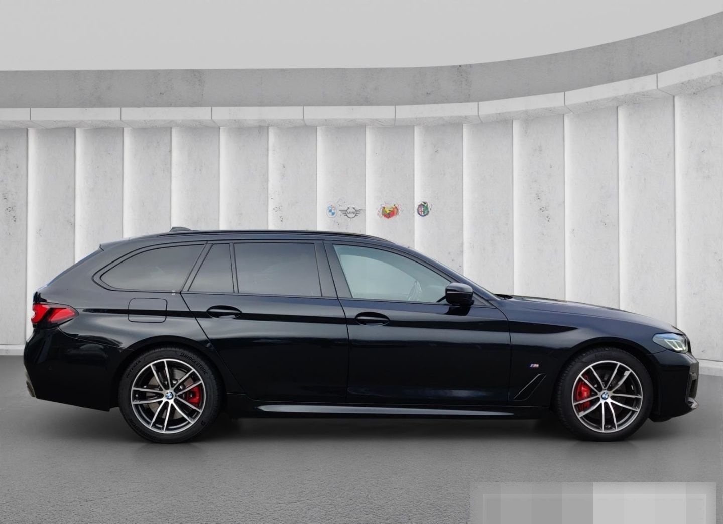 BMW 520 d xDrive M Sport Touring Laser Pano DA Prof  foto 8