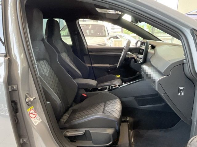 Volkswagen Golf R-Line 1.5 eTSI DSG IQ Light Navi Park Assi foto 4