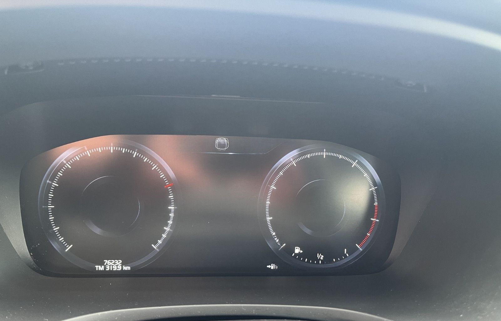 Volvo V60 B3 Kombi Momentum Core AHK LED Digital Tacho foto 12