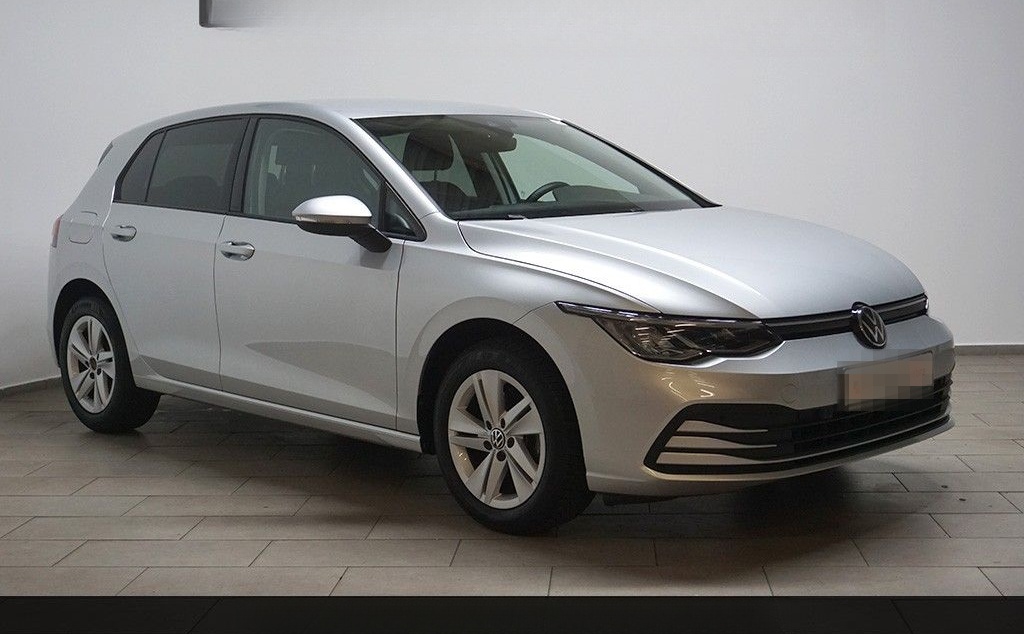 Volkswagen Golf 8 2.0TDI DSG Life Virtual Navi LED foto 3