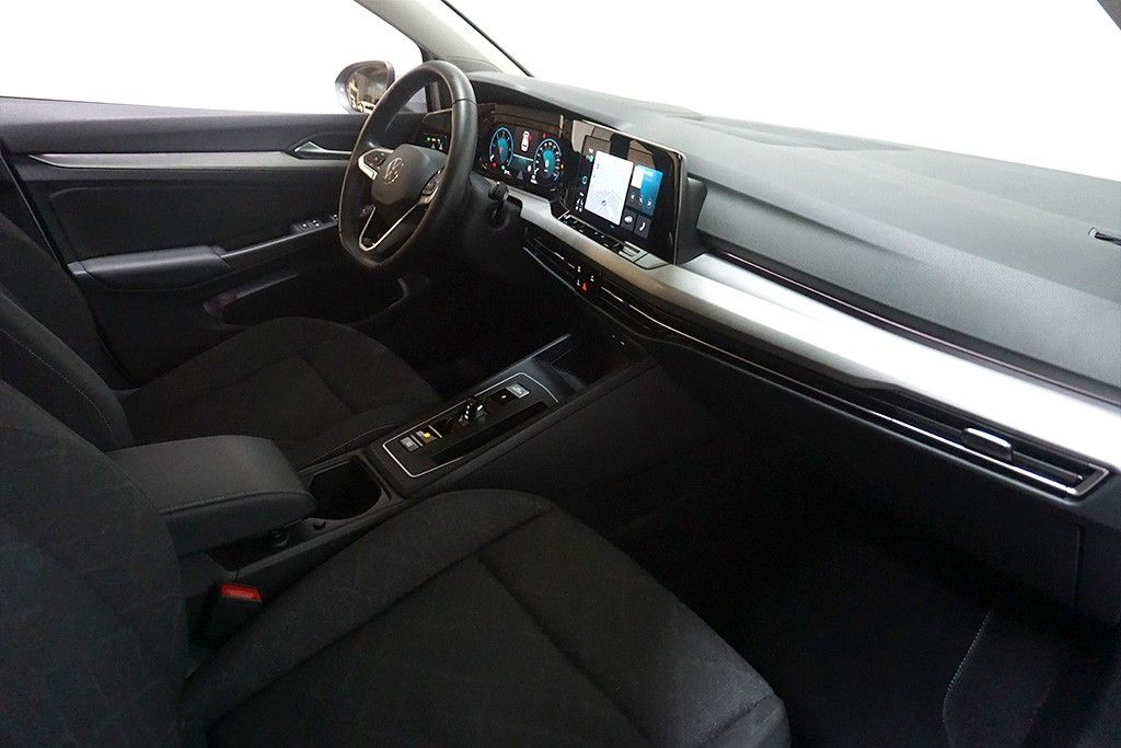 Volkswagen Golf 8 2.0TDI DSG Life Virtual Navi LED foto 7