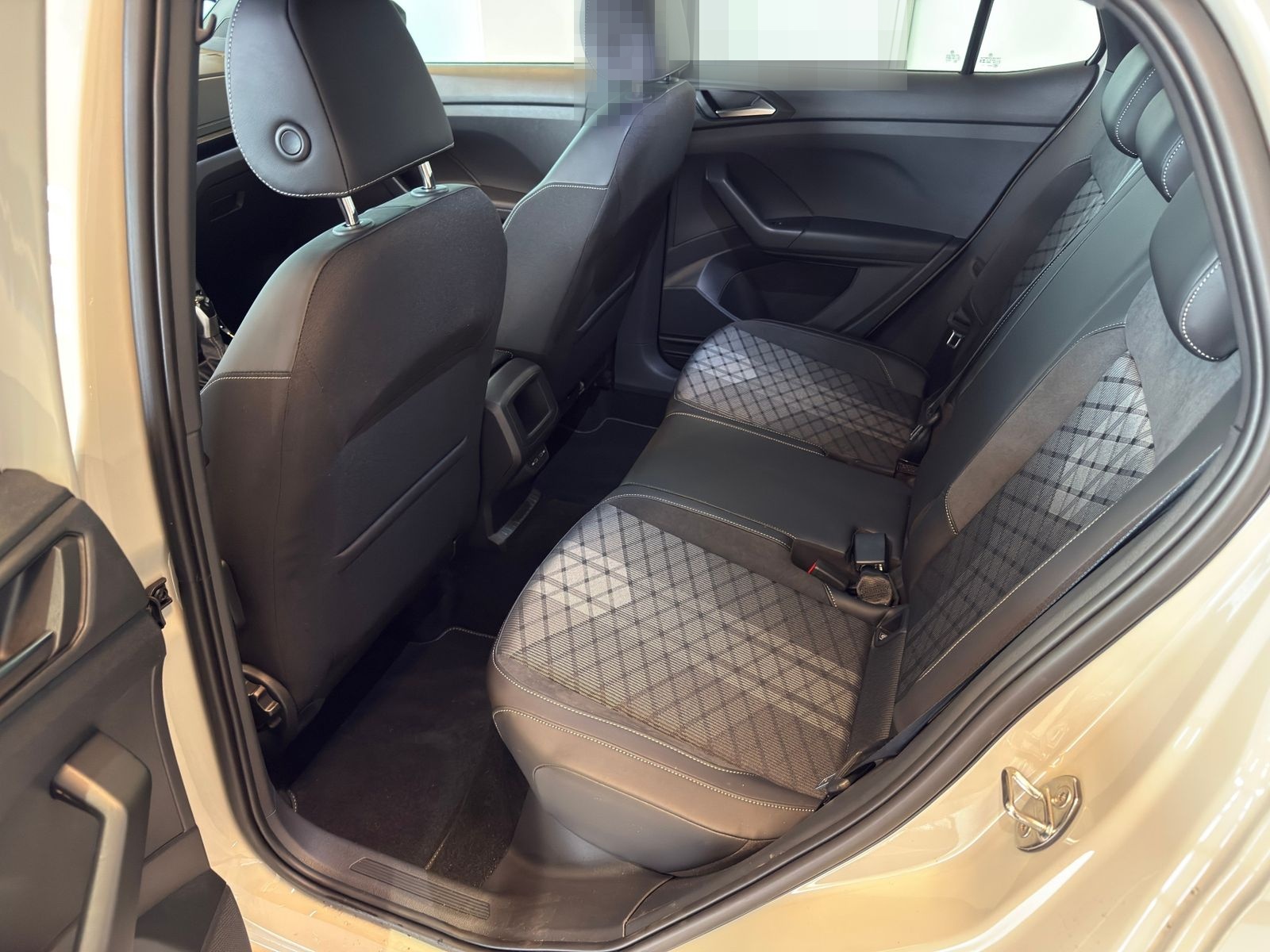 Volkswagen T-Cross 1.0 TSI R-Line LED-Matrix, Navi, ACC foto 21