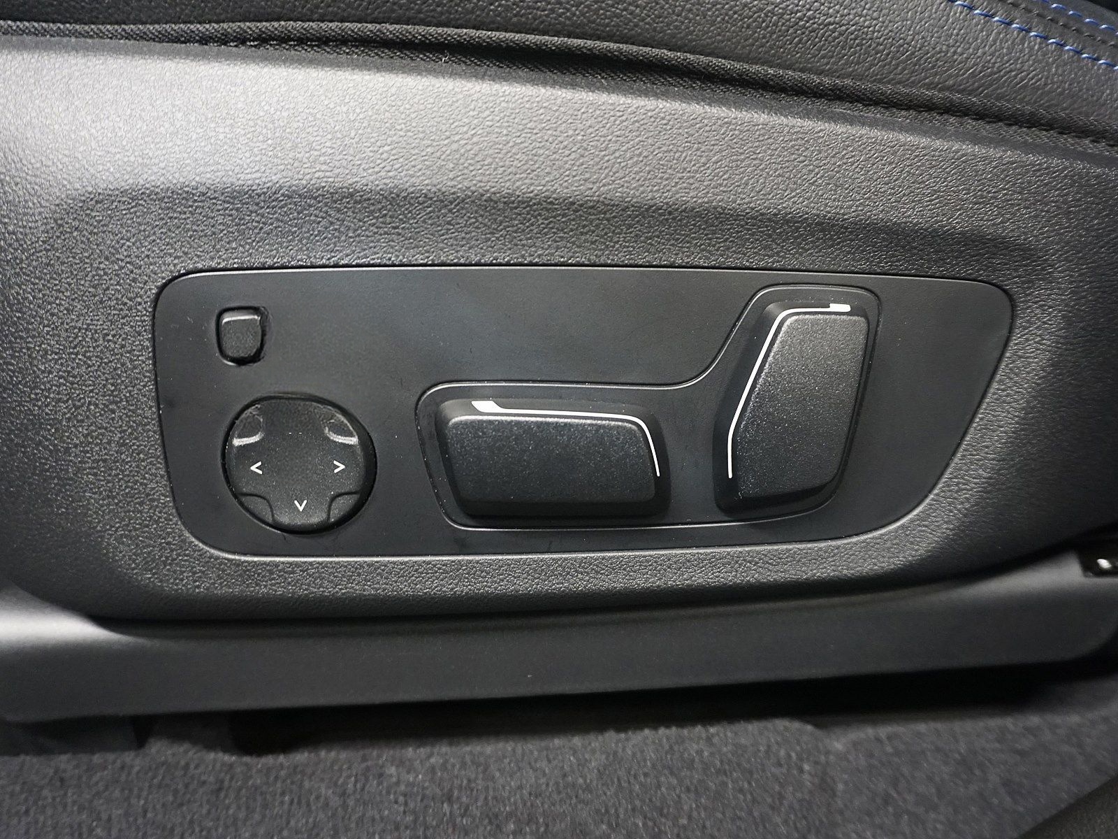 BMW X3 xDrive30i ZA M Sportpaket Head-Up HK HiFi foto 12