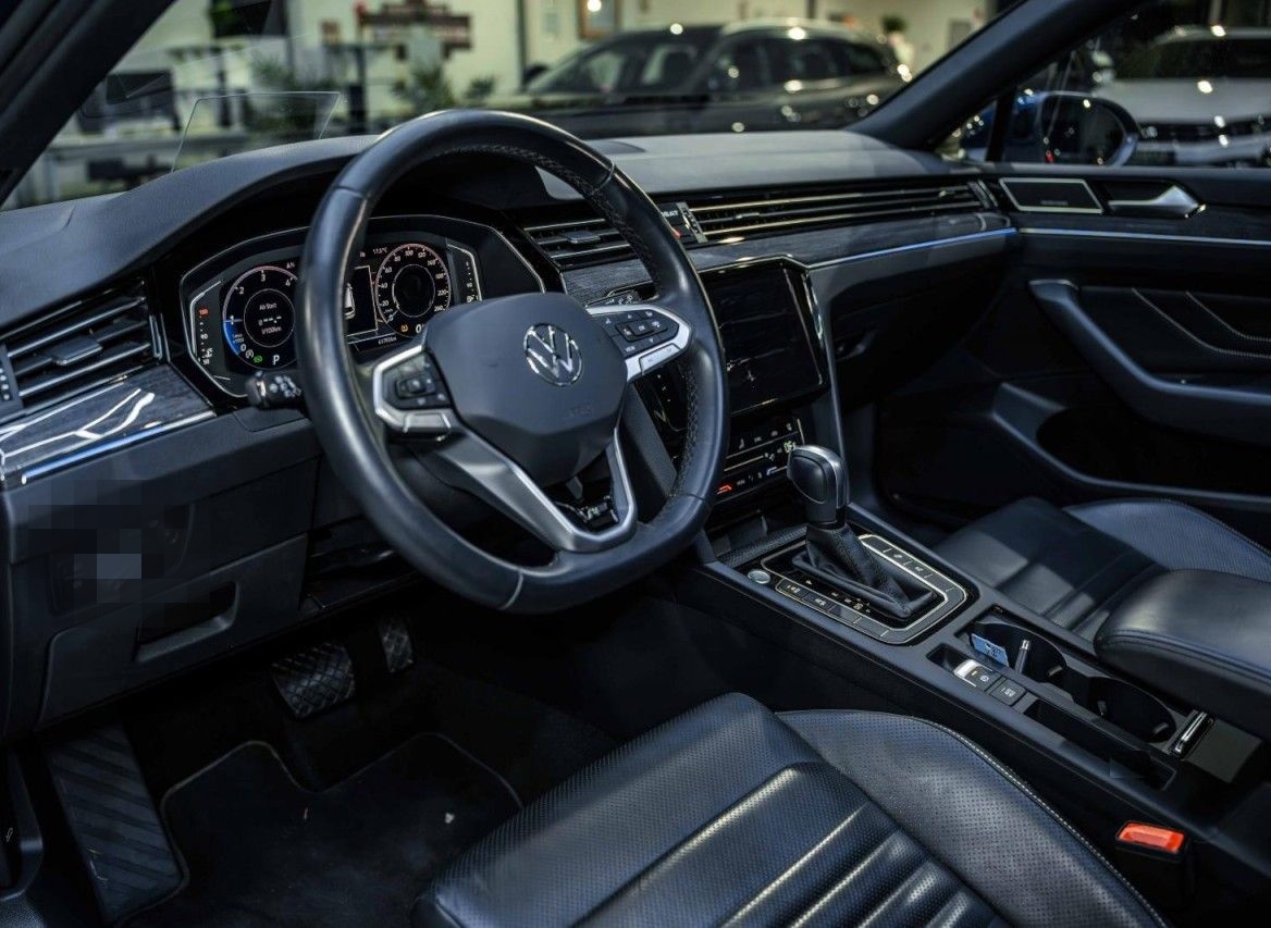 Volkswagen Passat Variant 2.0 TDI DSG 2x R-Line STAHZG H&K foto 18
