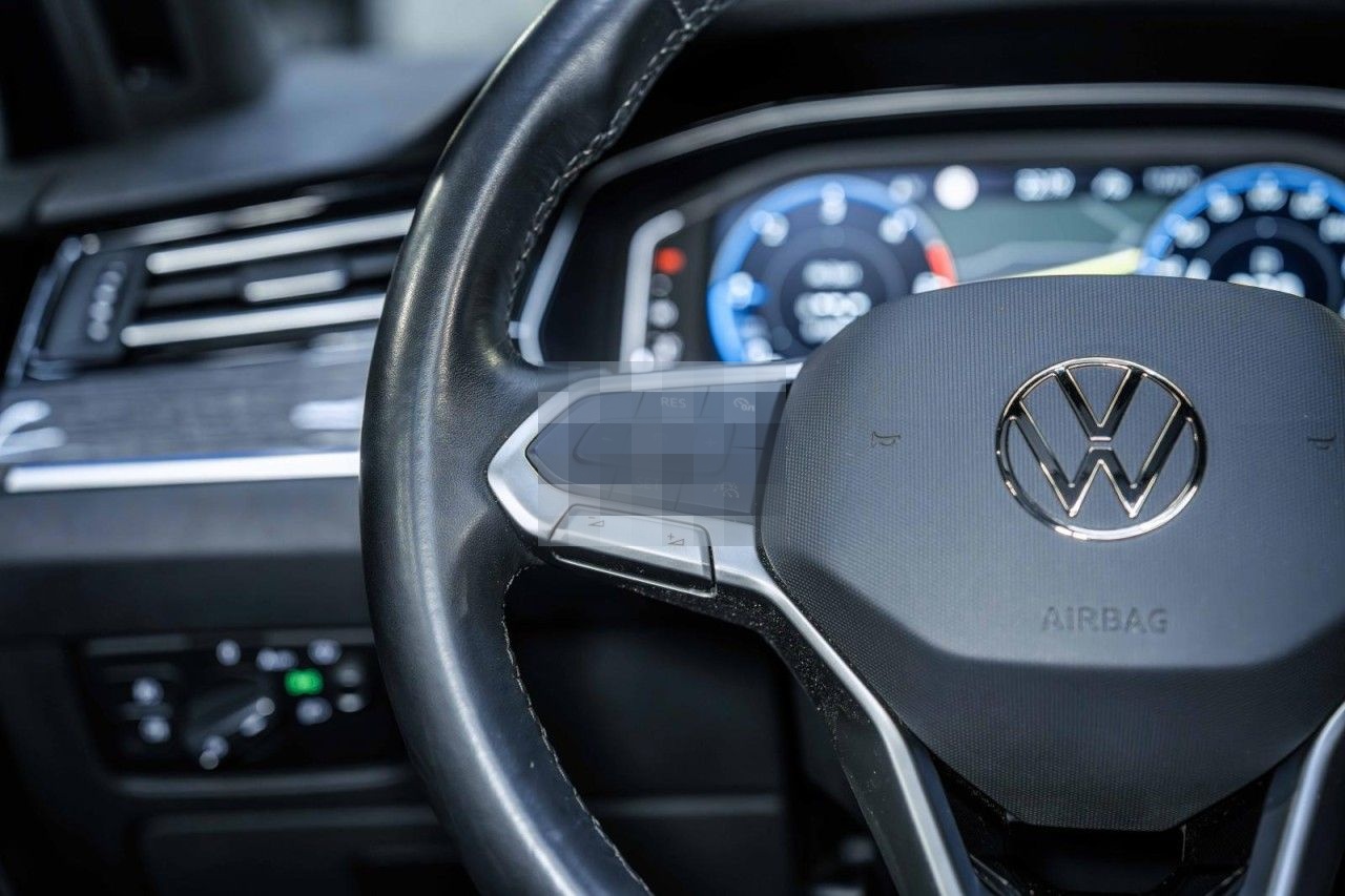 Volkswagen Passat Variant 2.0 TDI DSG 2x R-Line STAHZG H&K foto 25