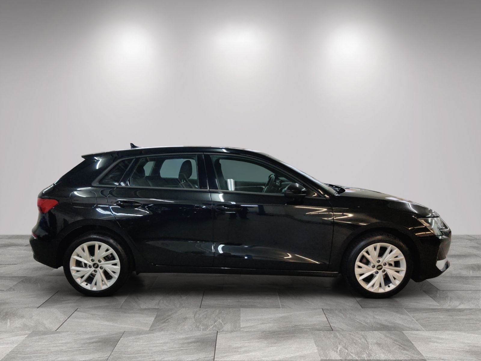 Audi A3 Sportback Advanced 30 TFSI AHK/vC+/Nav+/1.30G foto 6