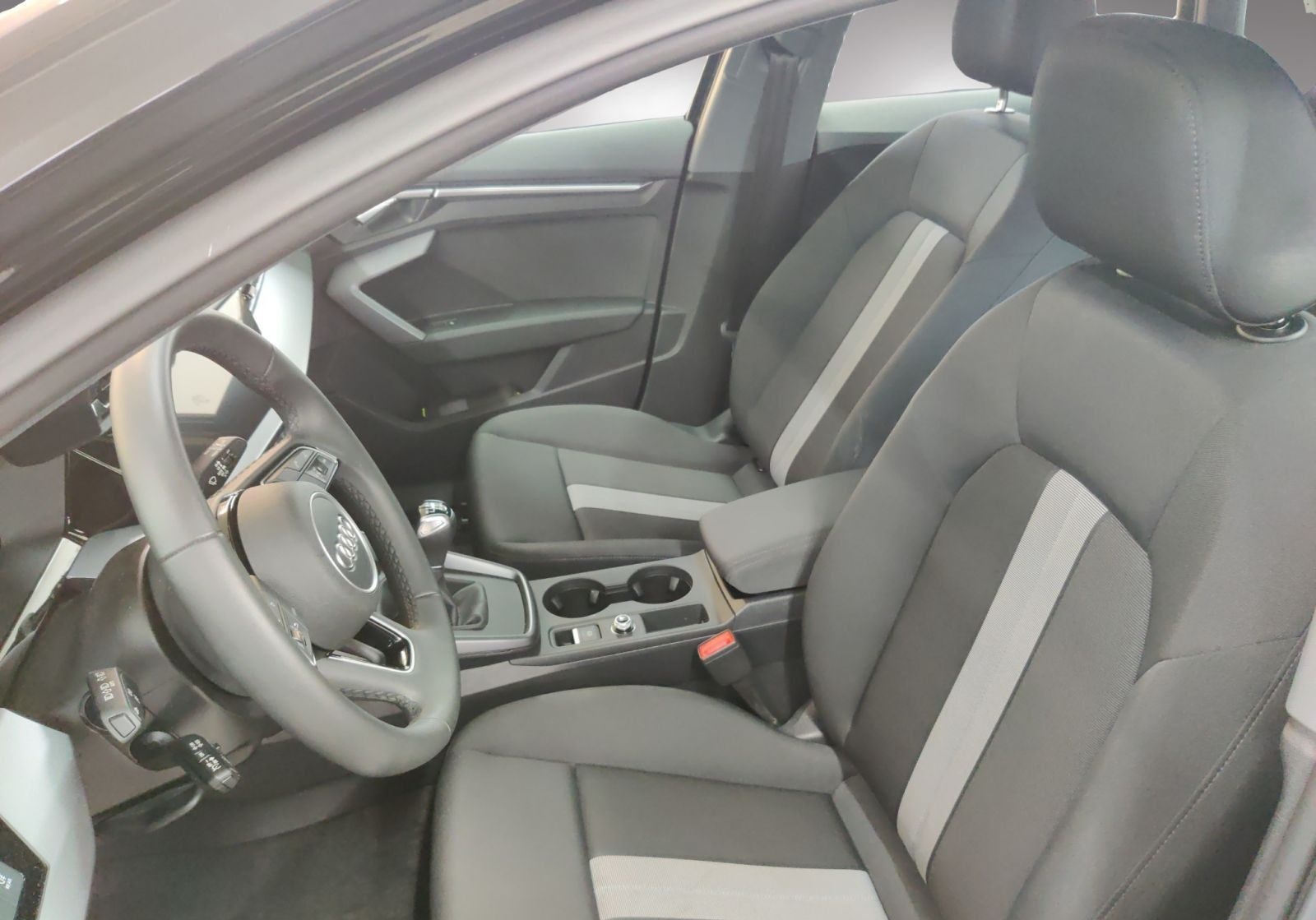 Audi A3 Sportback Advanced 30 TFSI AHK/vC+/Nav+/1.30G foto 7