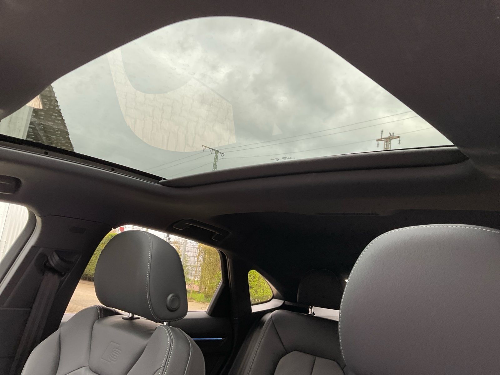 Audi Q3 Sportback 40 TFSI quattro S line PANO NAVI foto 22